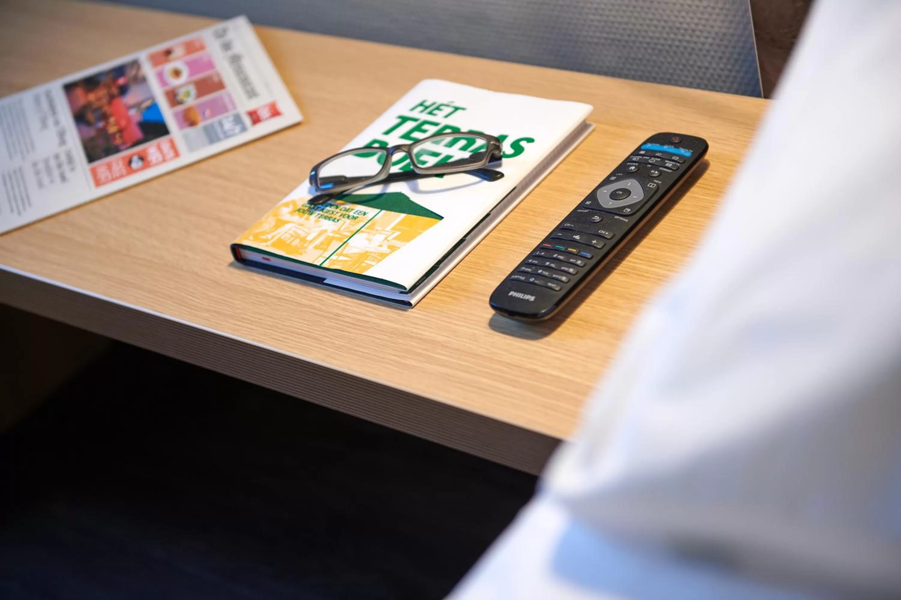 Bedroom in ibis Tilburg