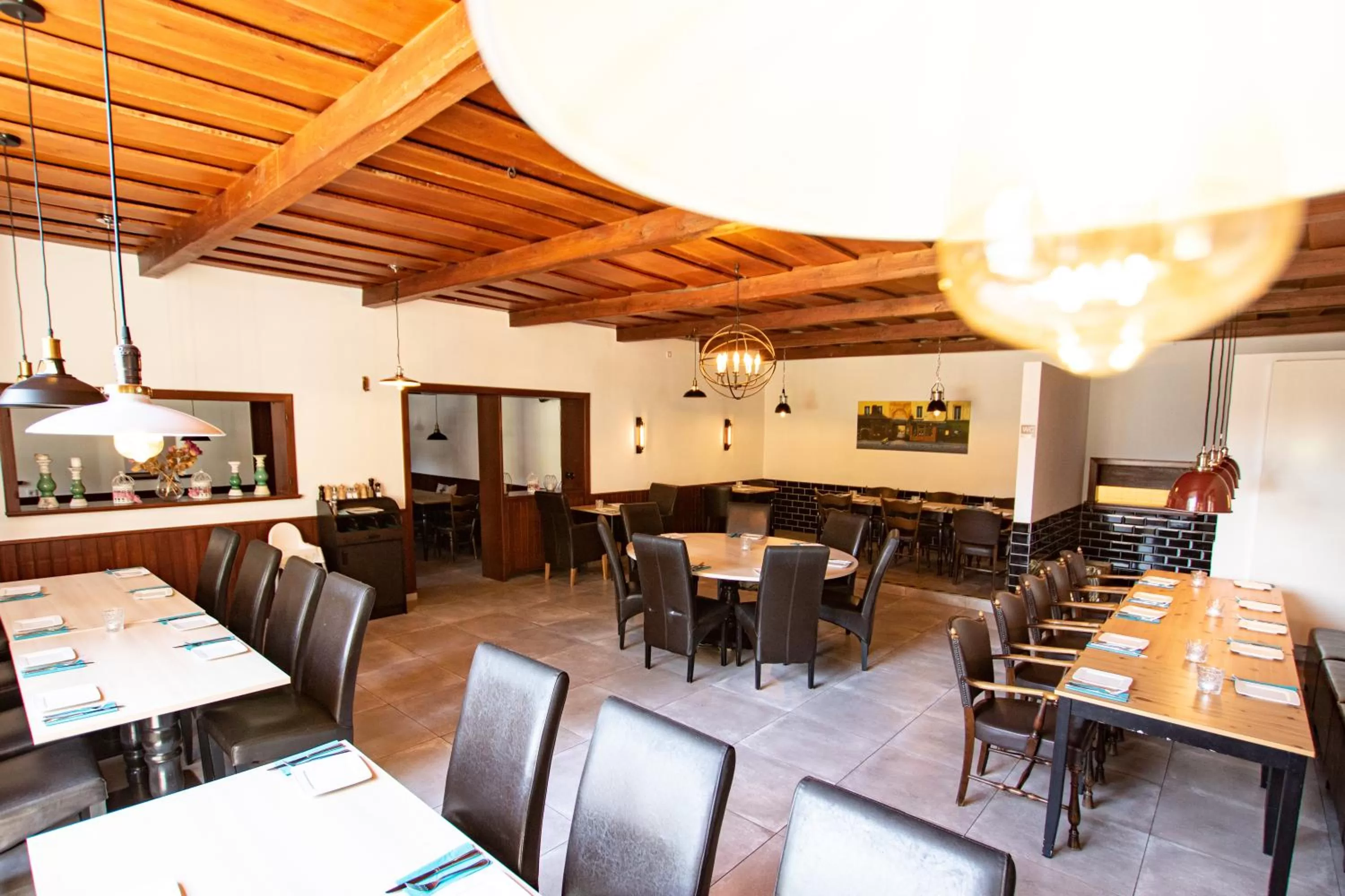 Restaurant/places to eat in El Capitan nähe Movie Park