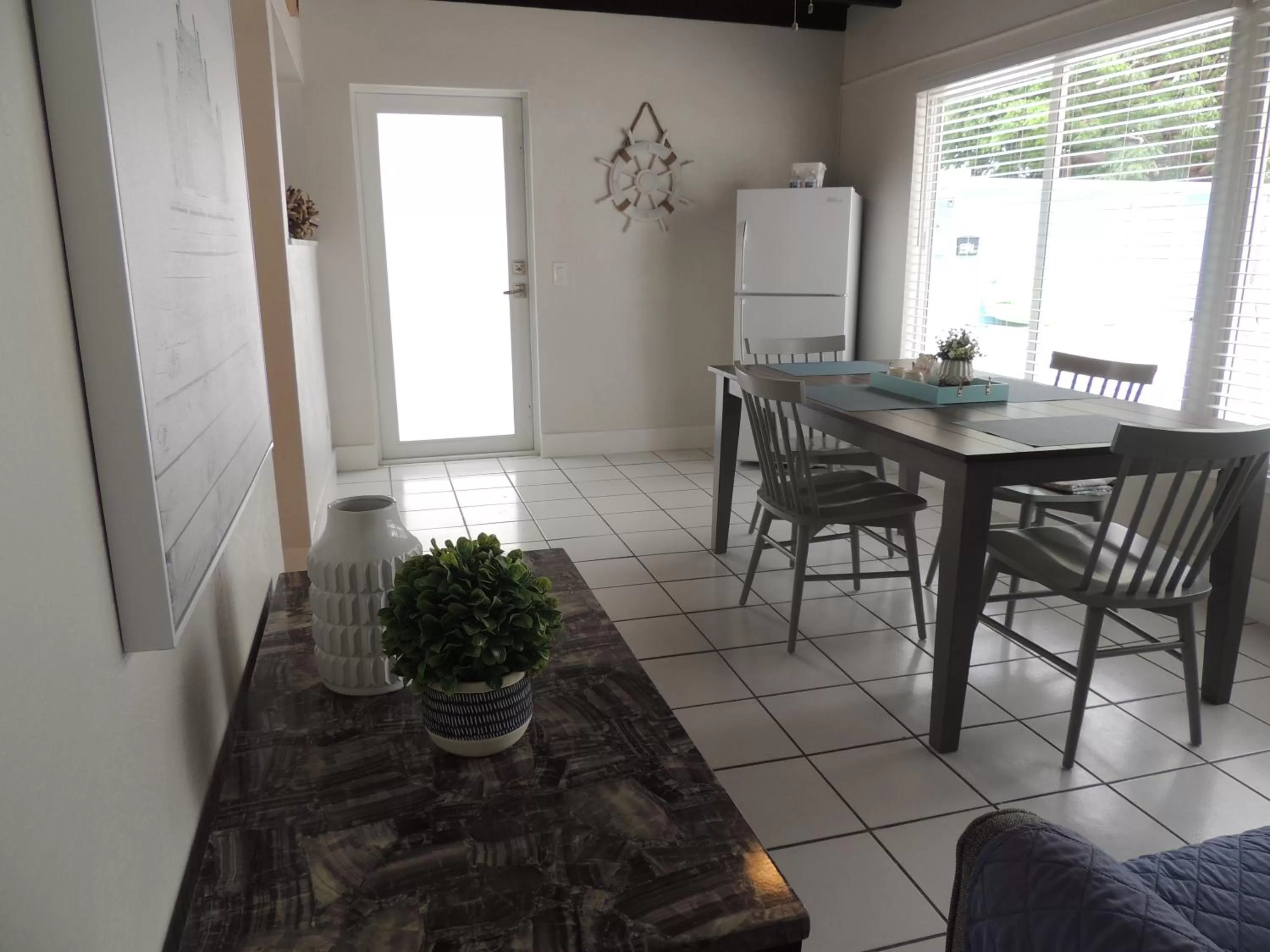 Dining Area in Sands of Islamorada