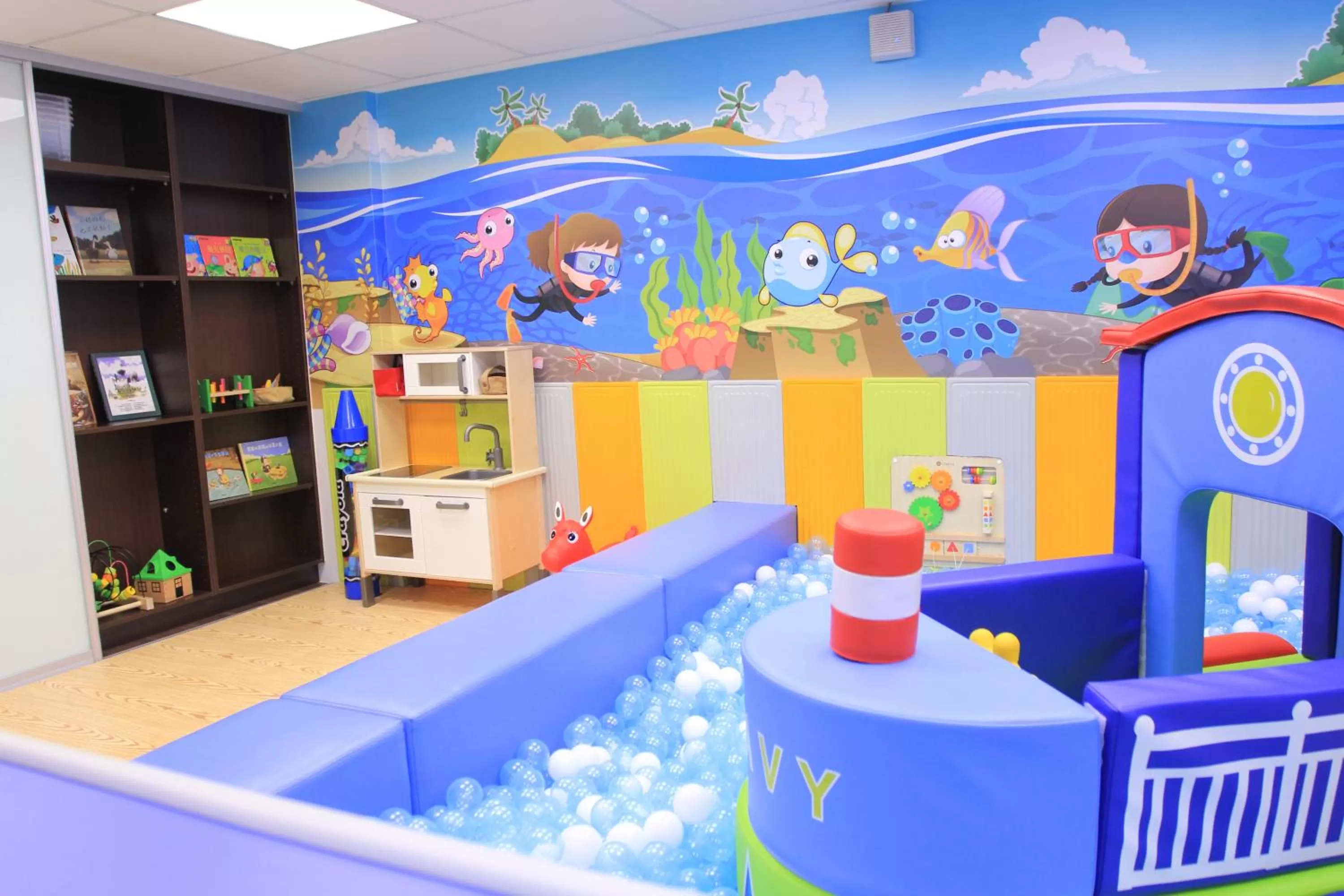 Children play ground in Uinn Business Hotel-Shihlin