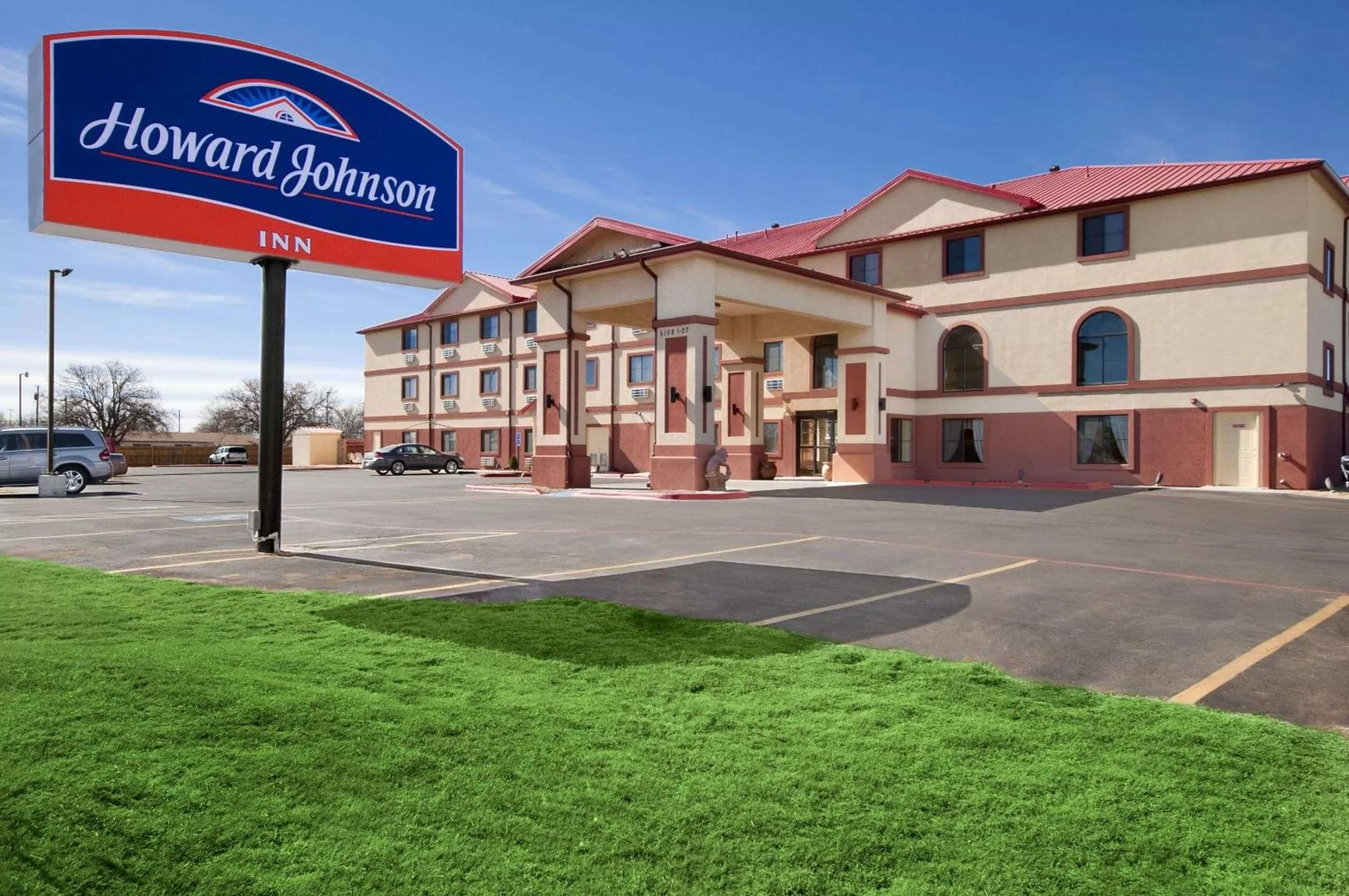 Property building in Howard Johnson by Wyndham Lubbock TX