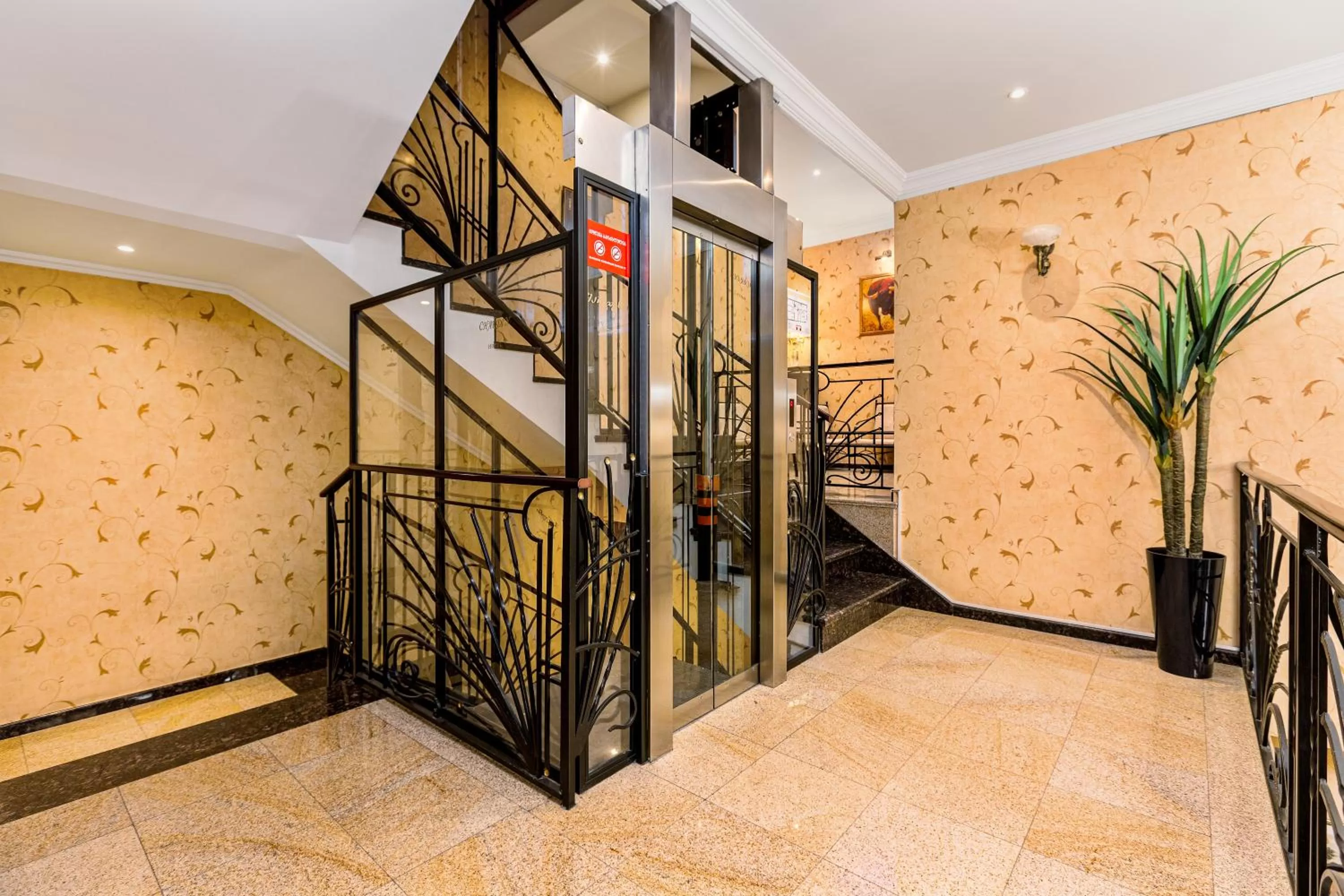 elevator in Sharden Hotel