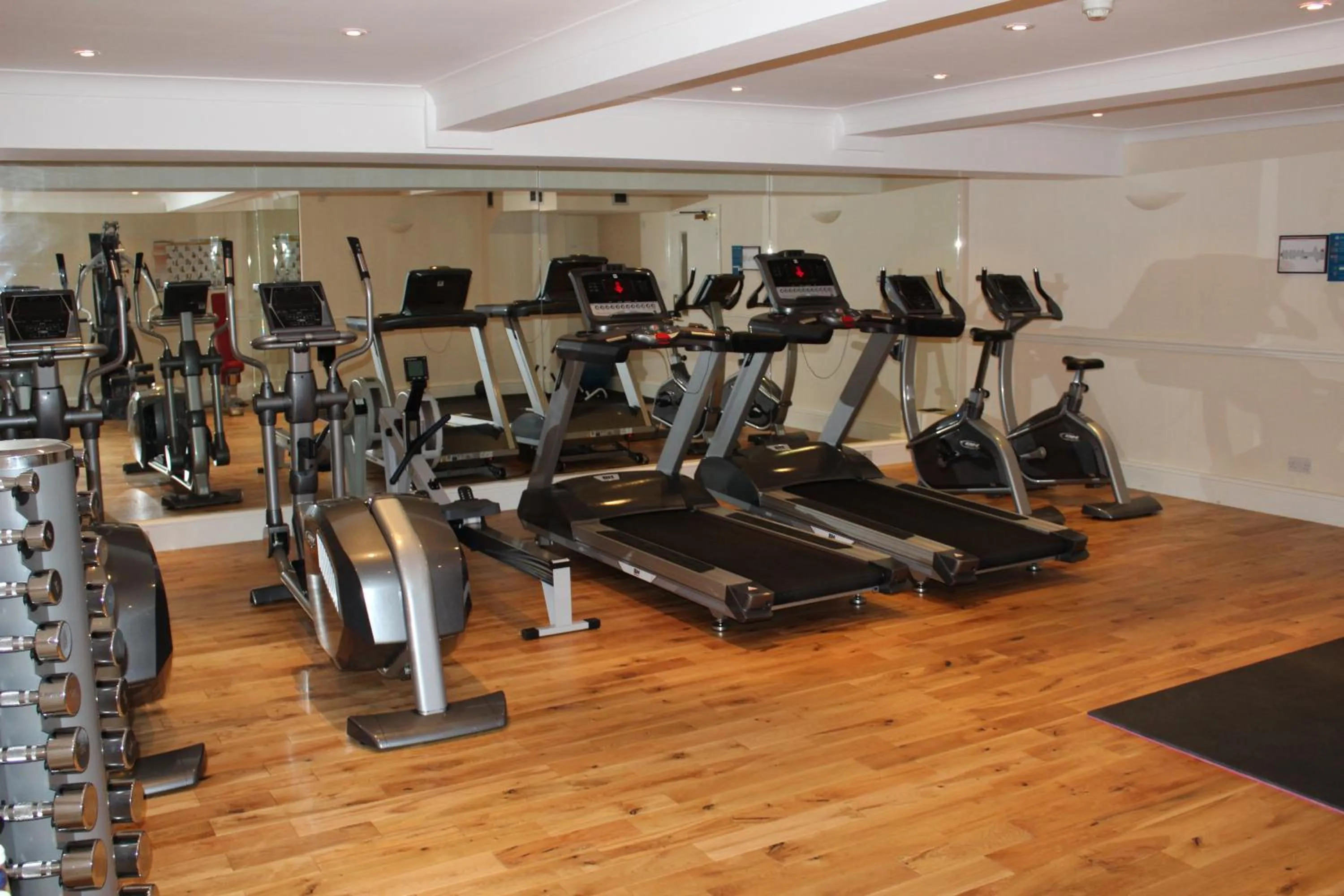 Fitness centre/facilities in The Manor Elstree