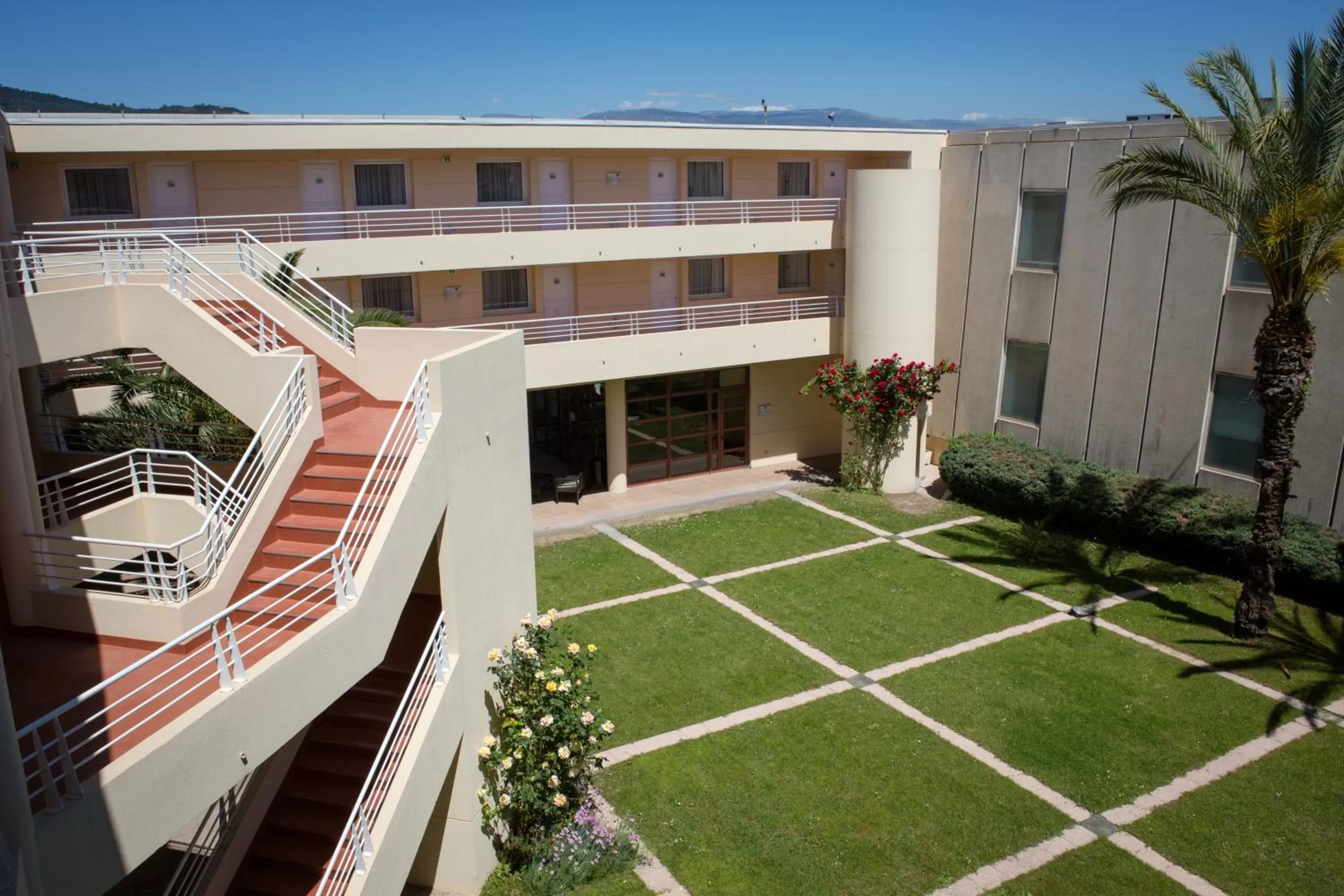 Privilege Double Room in Mercure Cannes Mandelieu