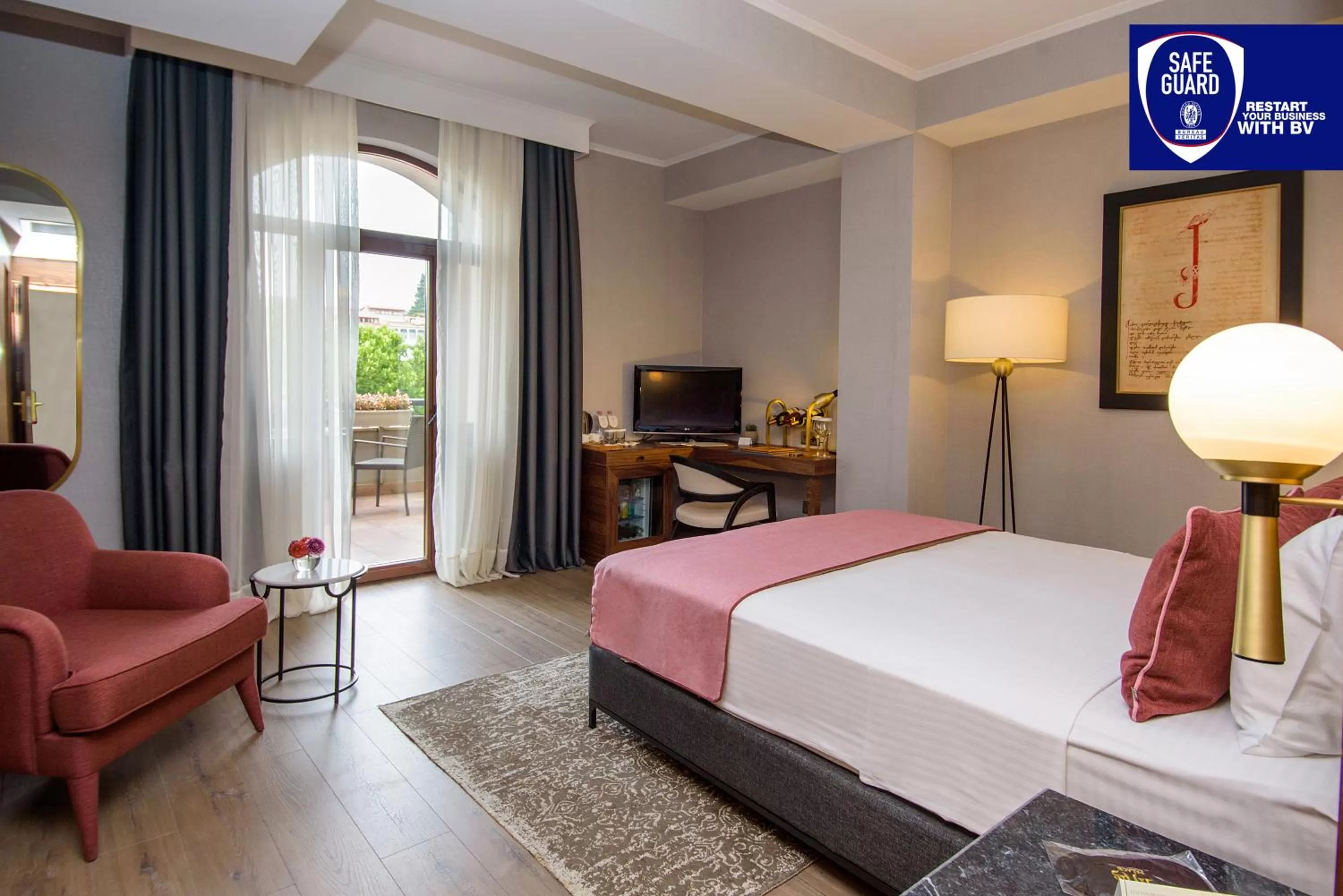 Bed in Tiflis Palace