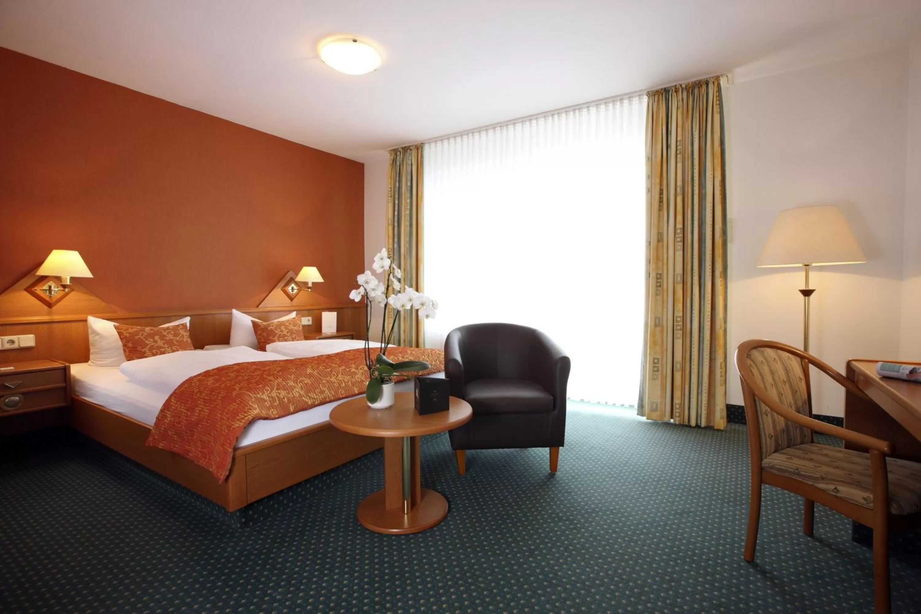 Photo of the whole room, Bed in Hotel Bernstein