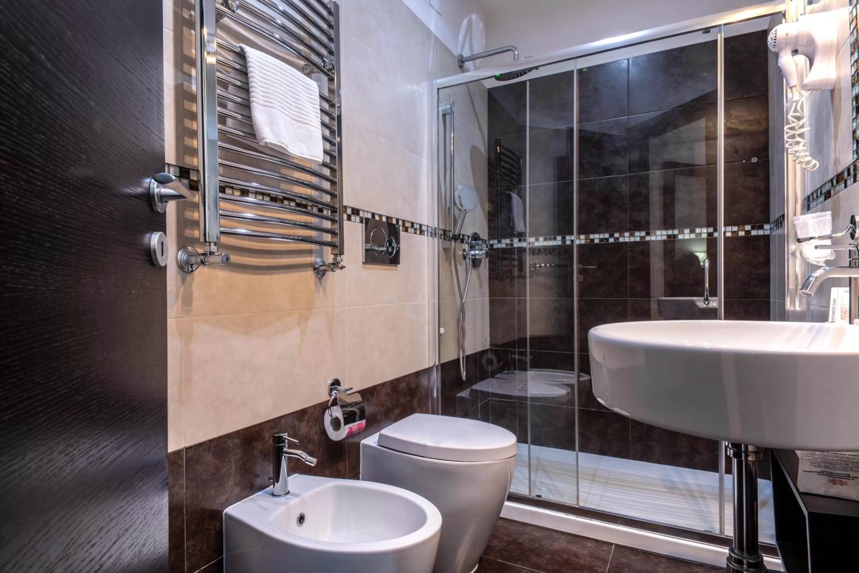 Bathroom in Rome Kings Suite