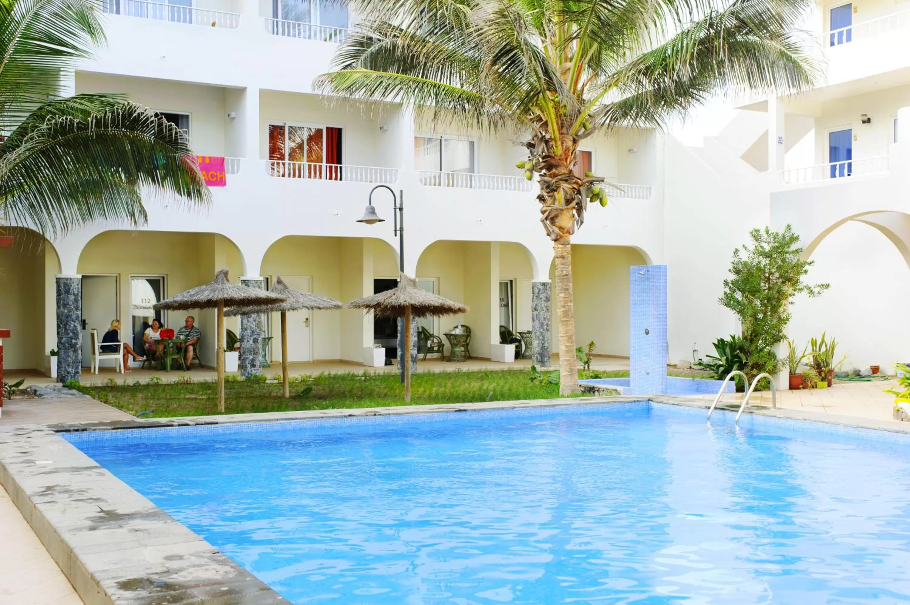 Swimming pool in Ouril Pontao Hotel