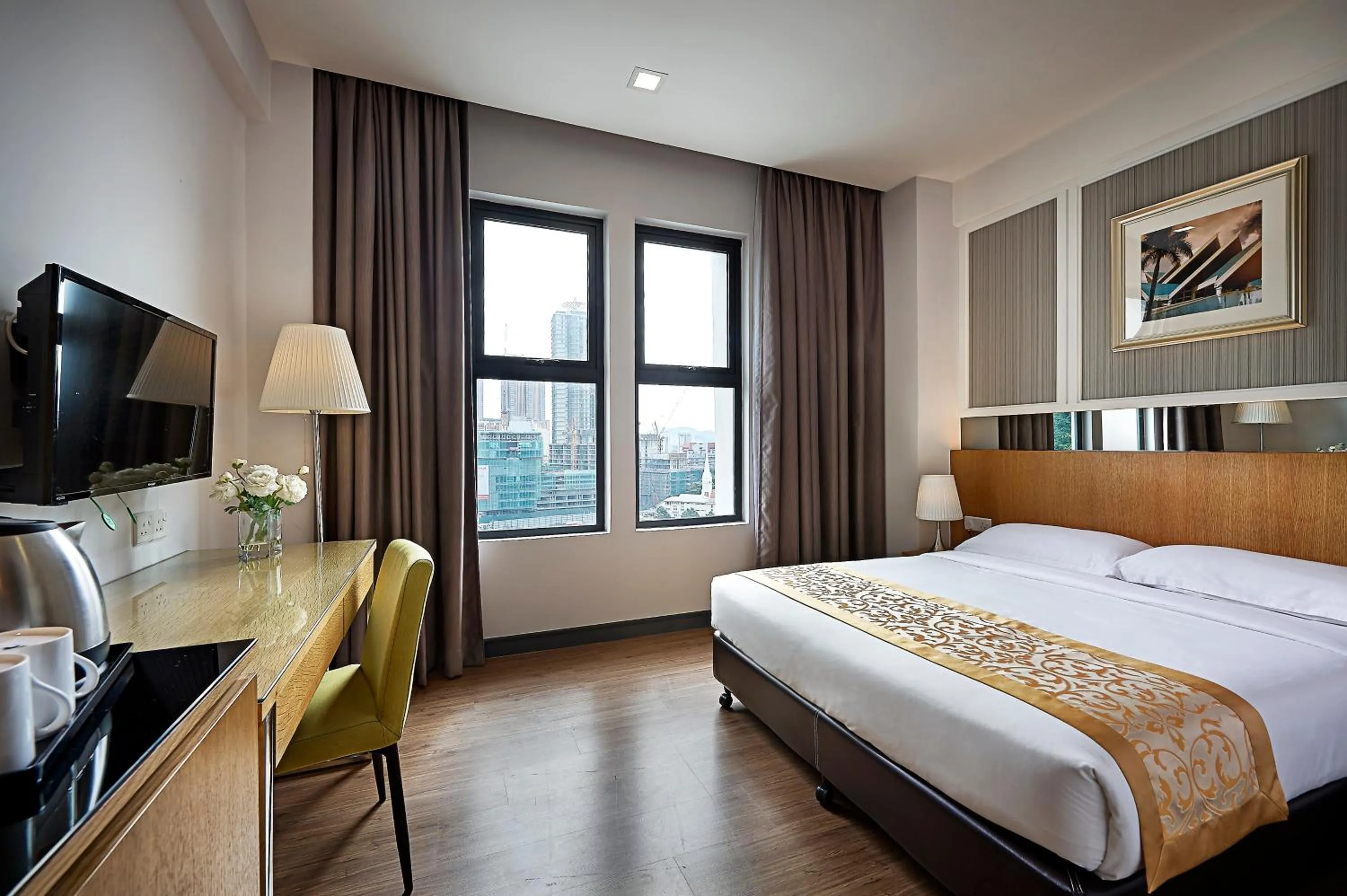 Photo of the whole room, Bed in Hotel Transit Kuala Lumpur