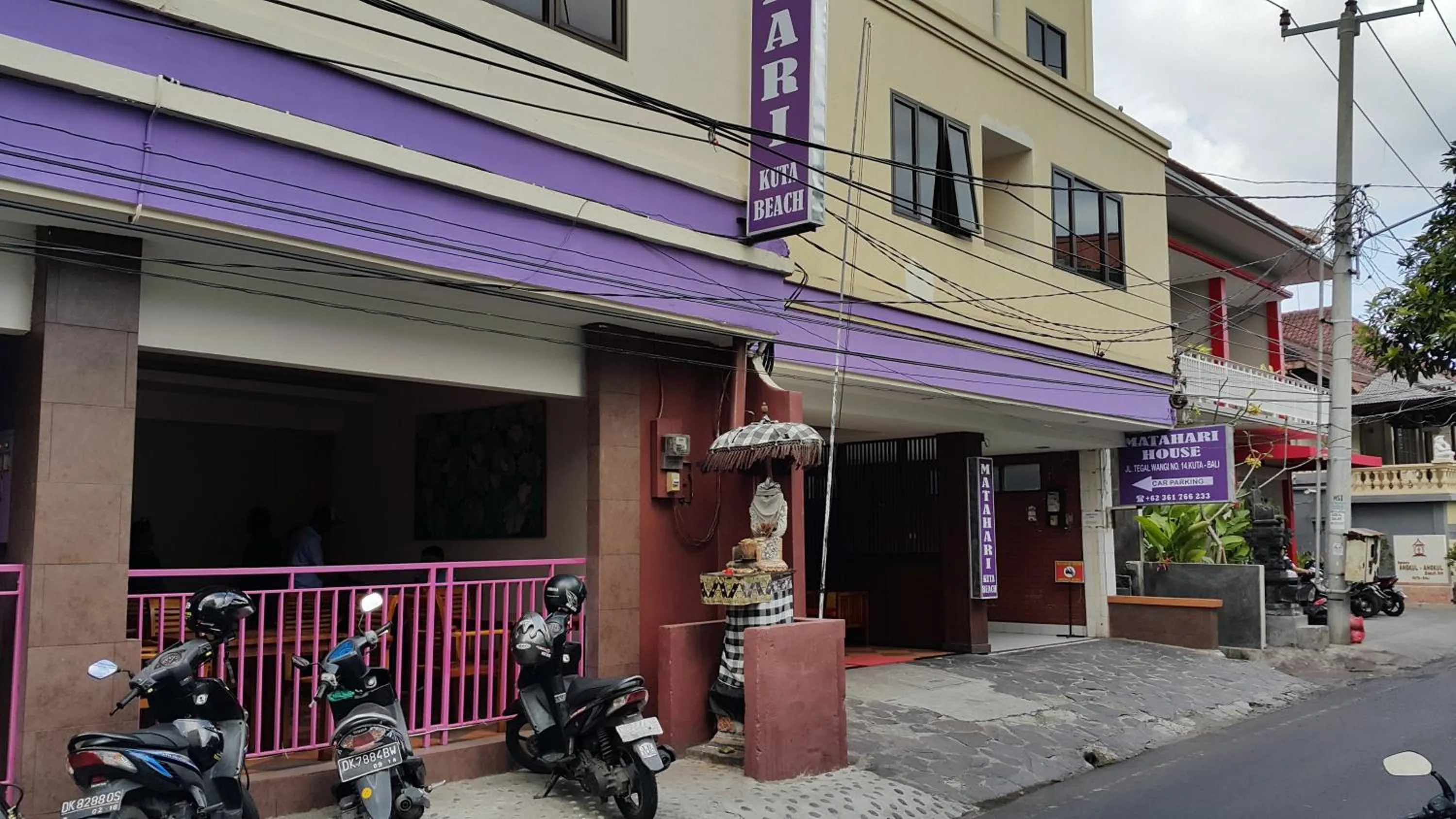 Facade/entrance in Guest House Matahari