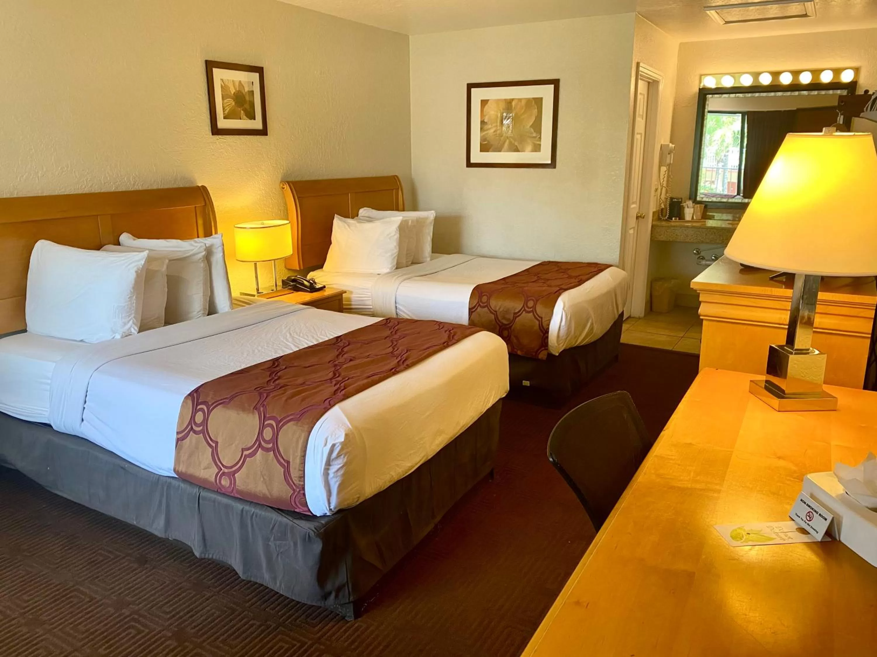 Bedroom, Bed in Garden Inn of Homestead