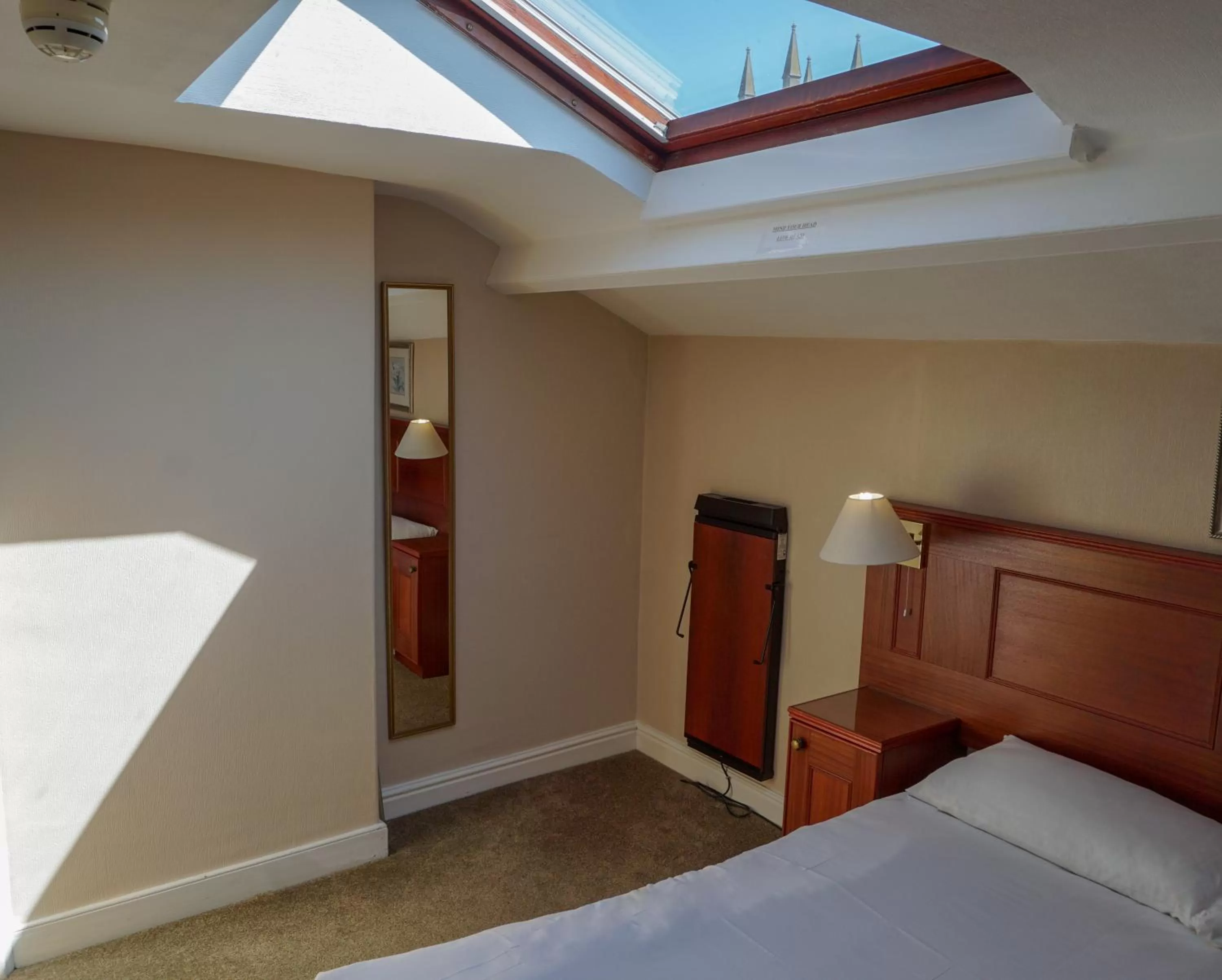 Bedroom, Bed in Manor House Hotel, Cockermouth