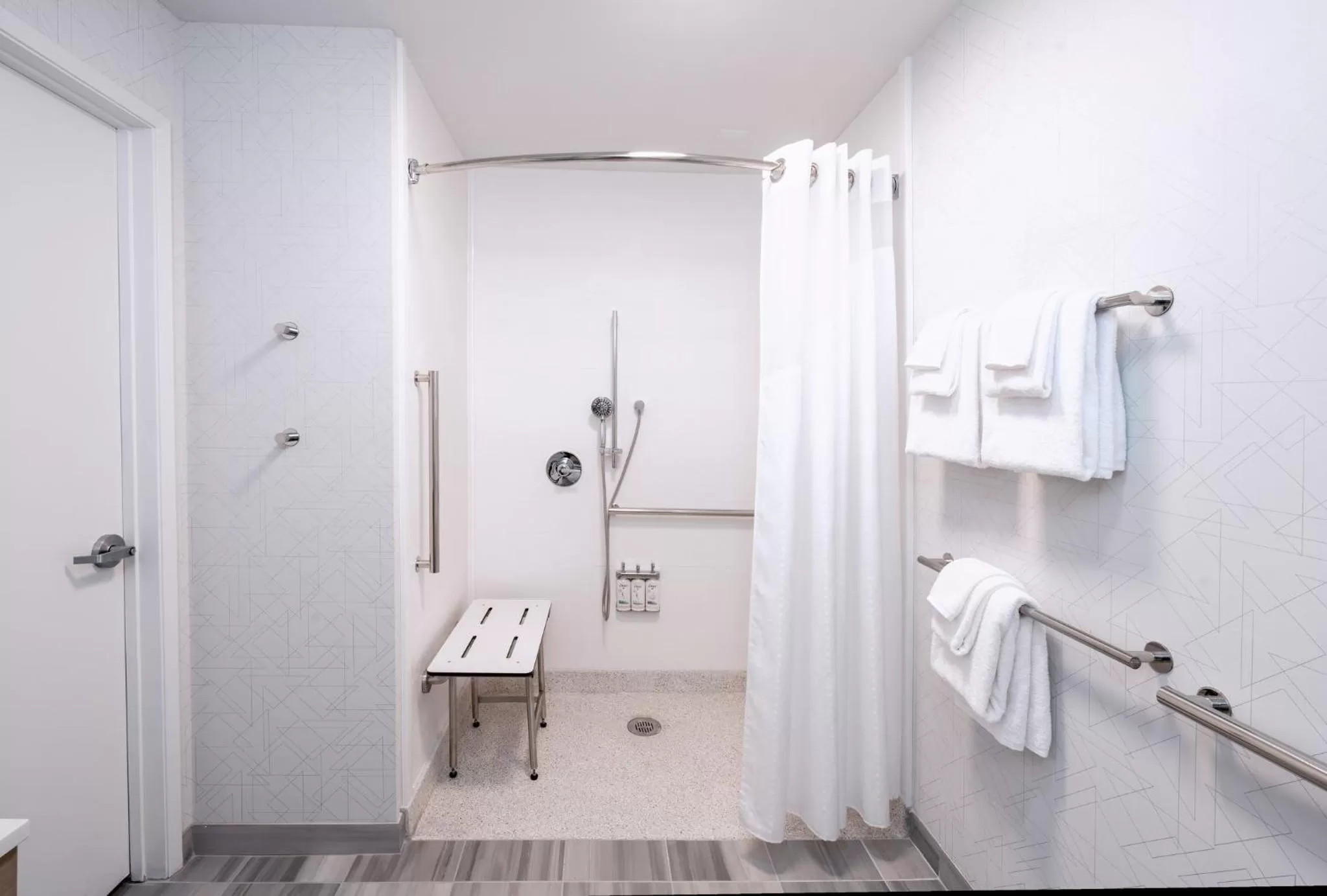 Bathroom in Holiday Inn Express La Mesa Near SDSU by IHG