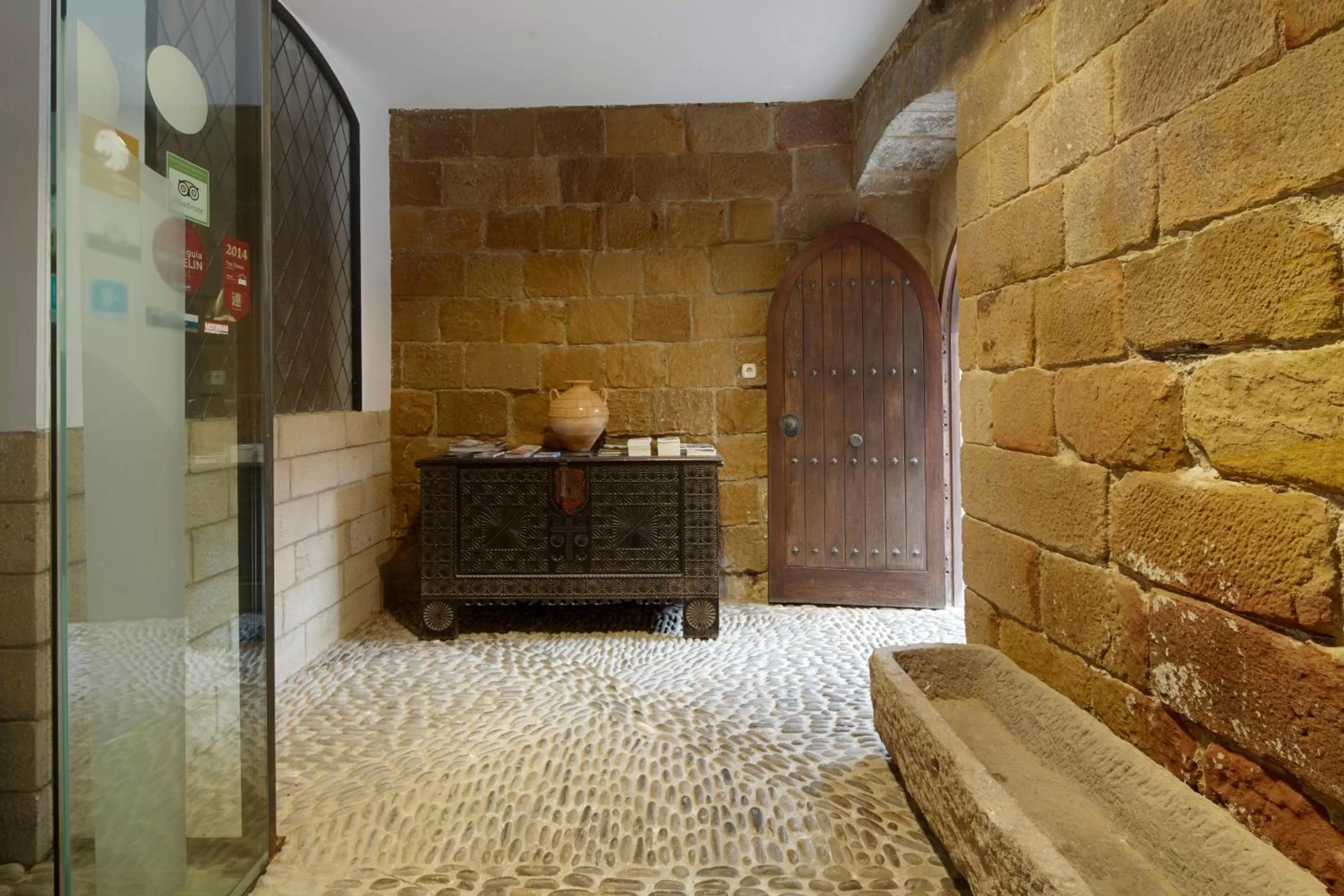 Facade/entrance in Saiaz Getaria Hotela