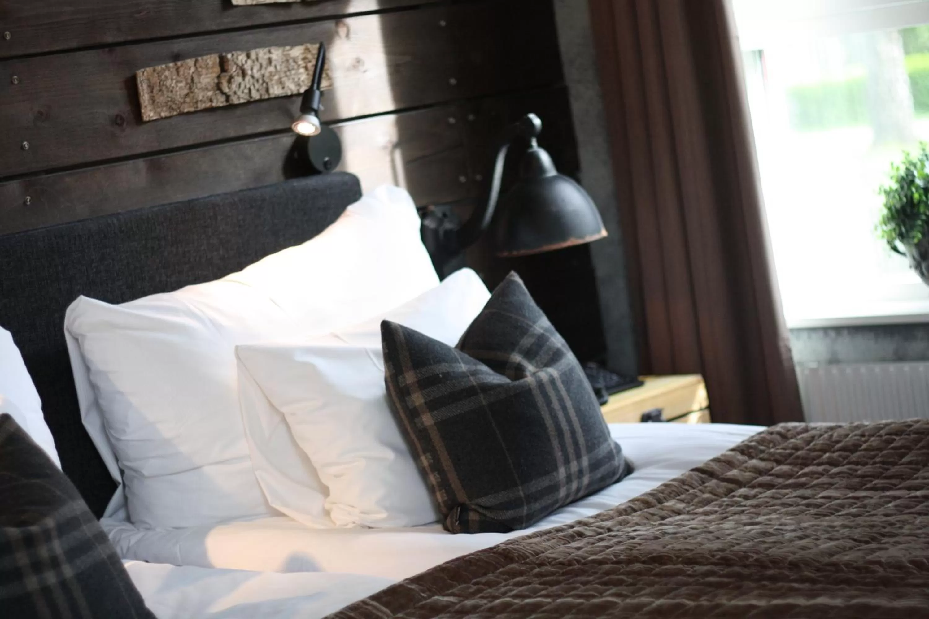 Bedroom, Bed in Karstorp Säteri – Hotell och Konferens