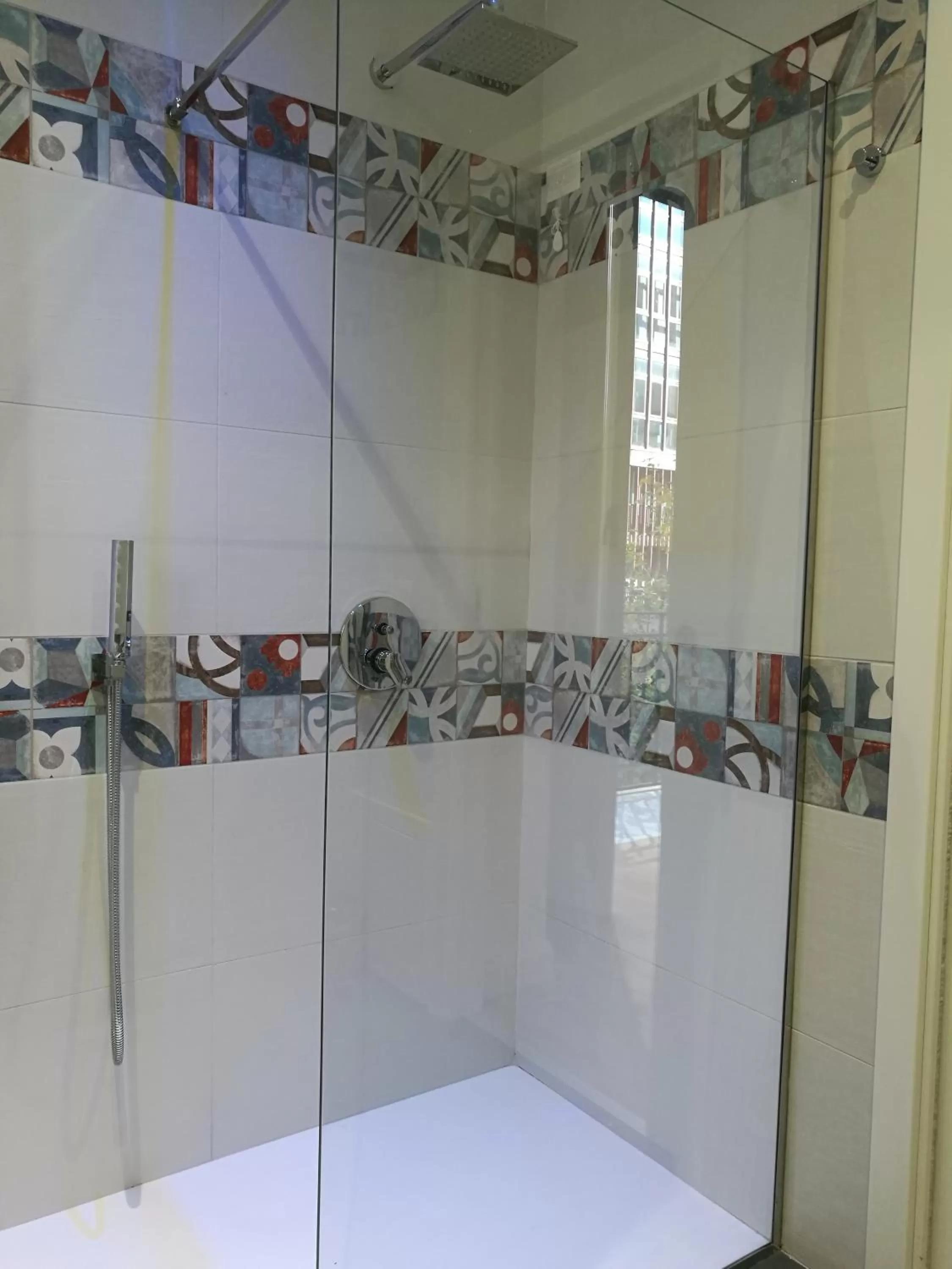 Shower in Belmonte102 Esclusive Suites