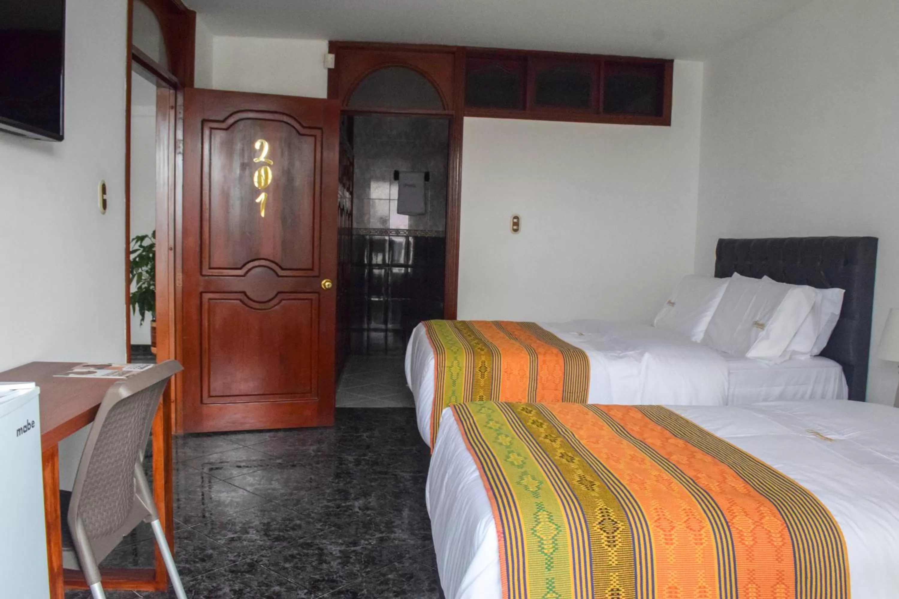 Photo of the whole room, Bed in Samalá Casa Hotel