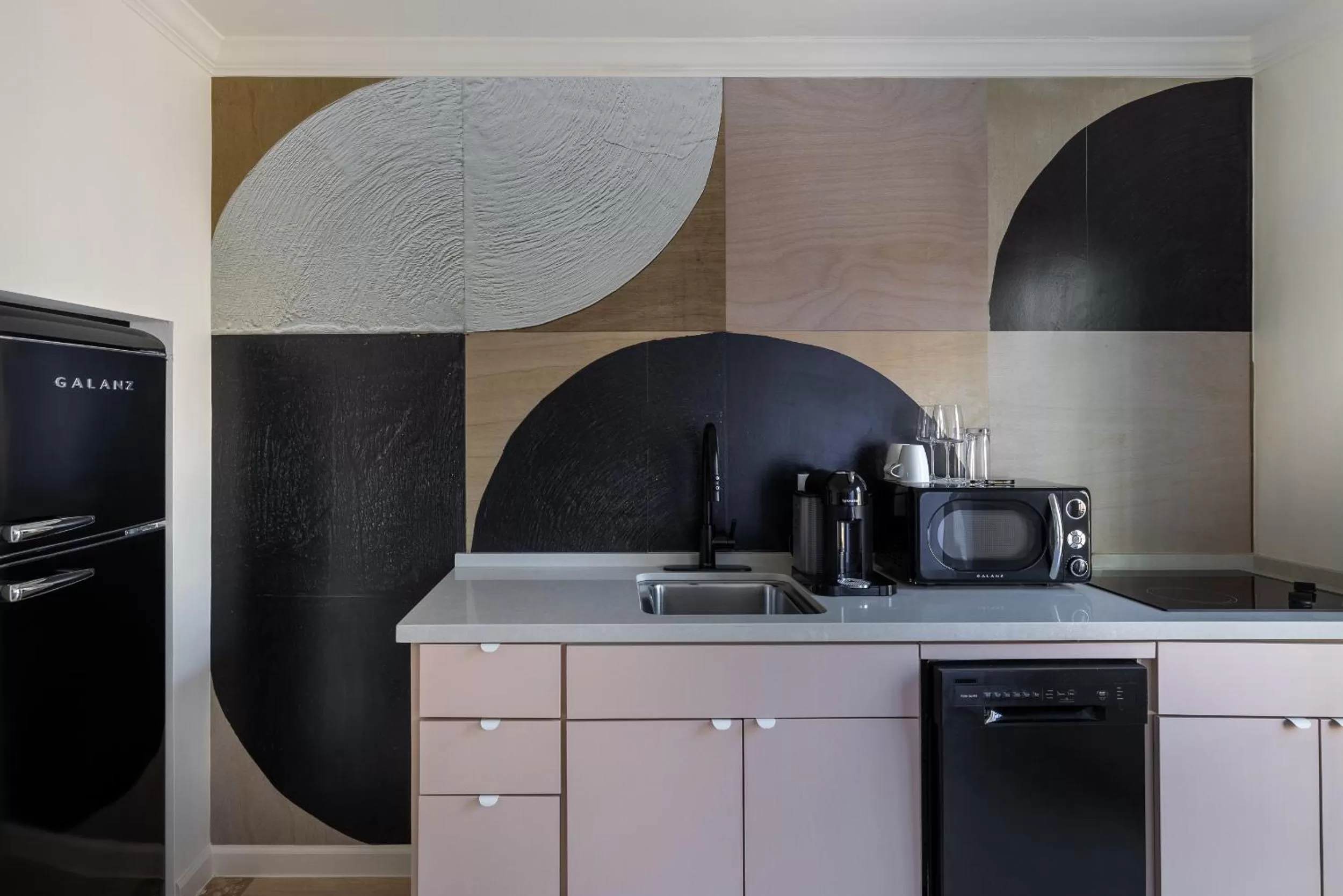 kitchen in La Colombe d'Or Hotel