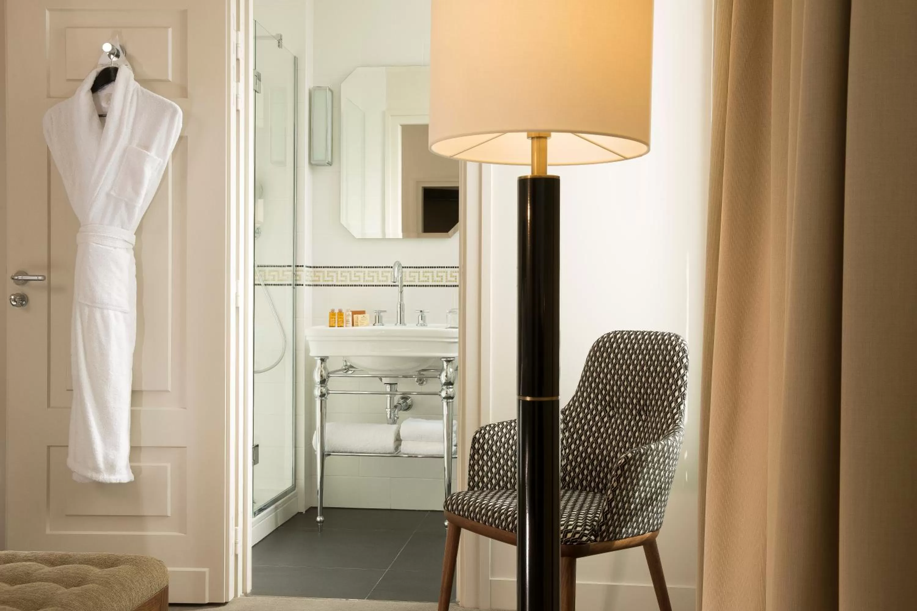 Bathroom in Le Tsuba Hotel