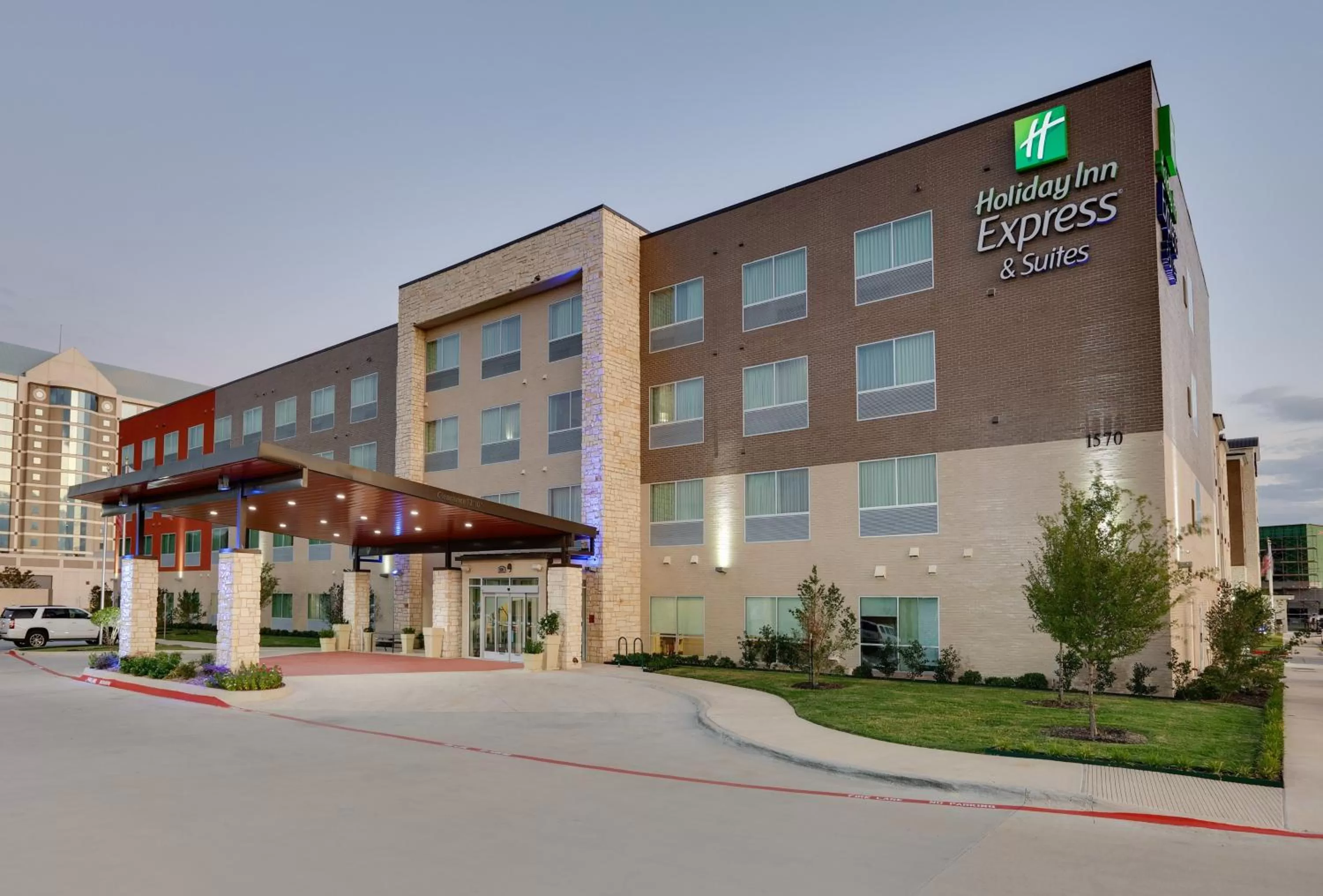Property building in Holiday Inn Express & Suites Dallas NW - Farmers Branch by IHG