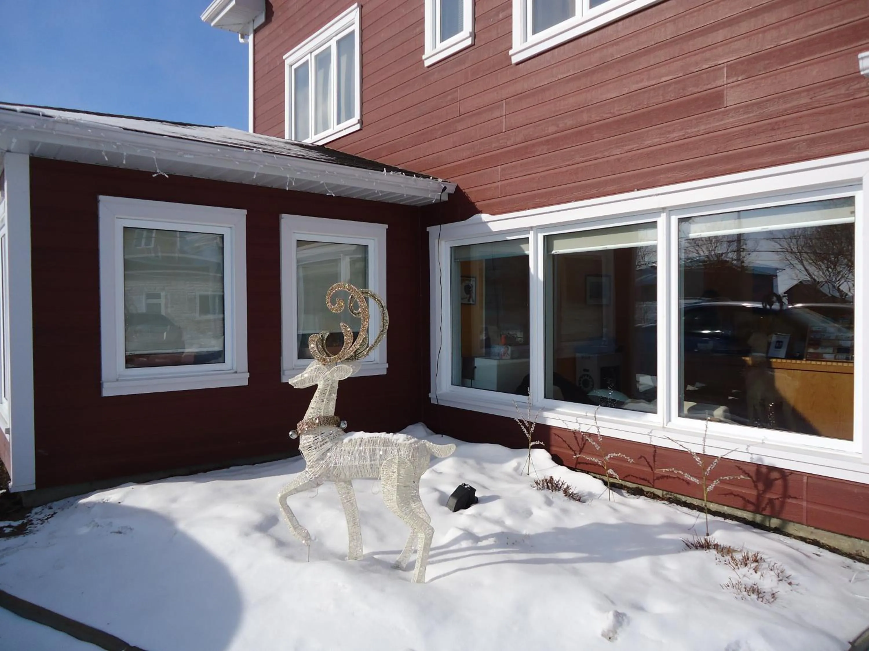 Facade/entrance in Motel Canadien
