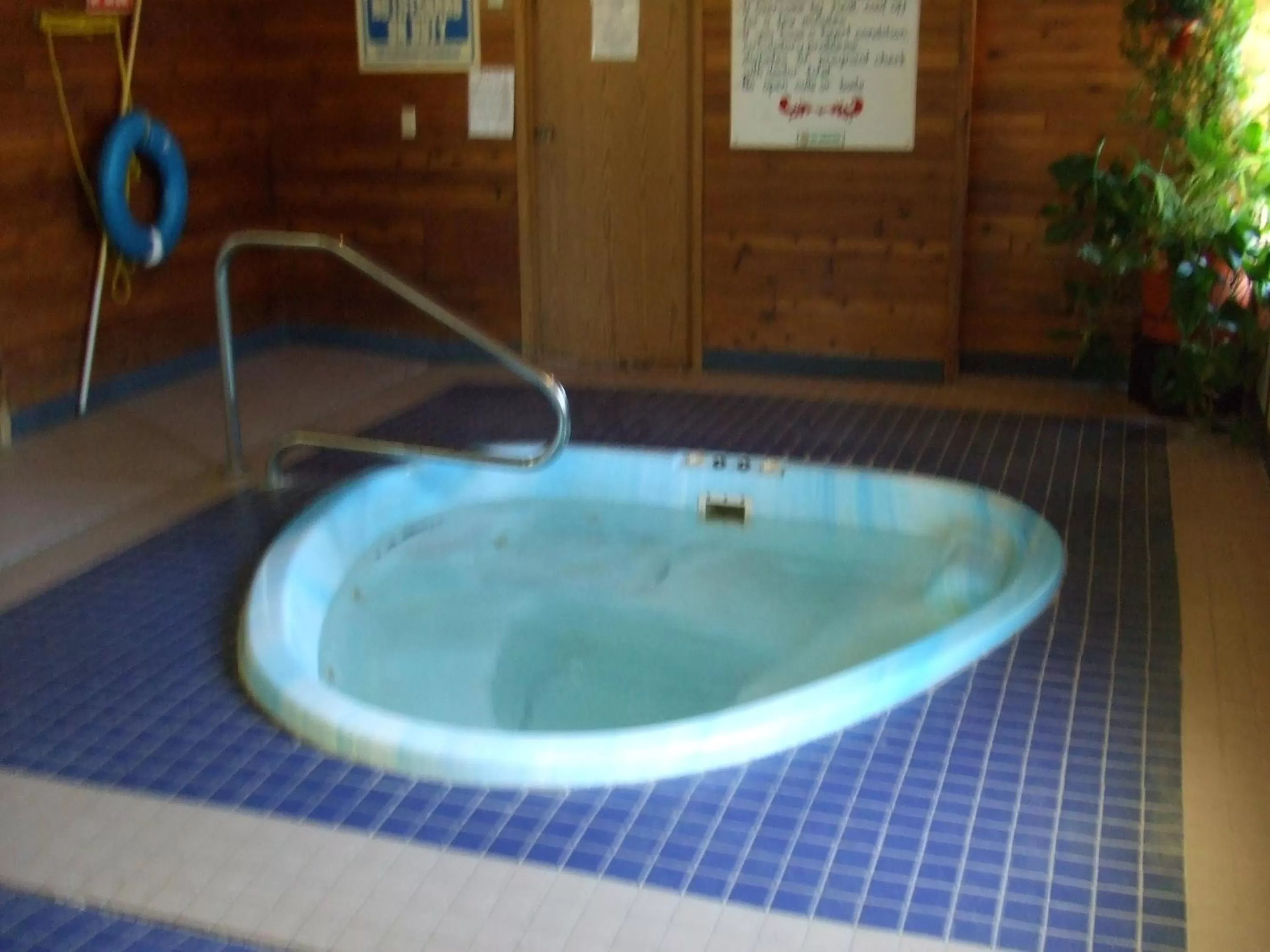 Hot Tub in Mary's Motel