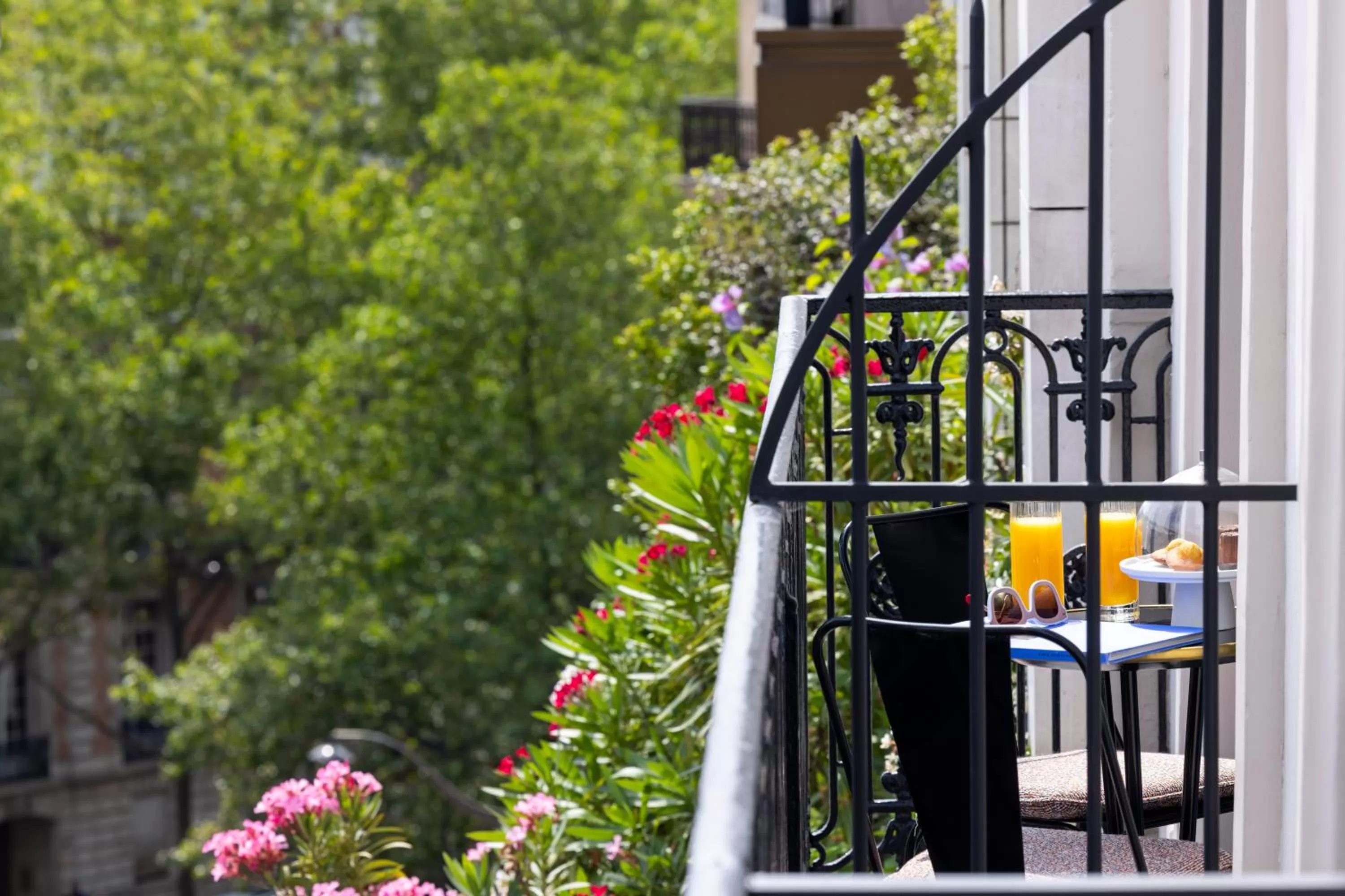 Balcony/Terrace in Padam Hôtel