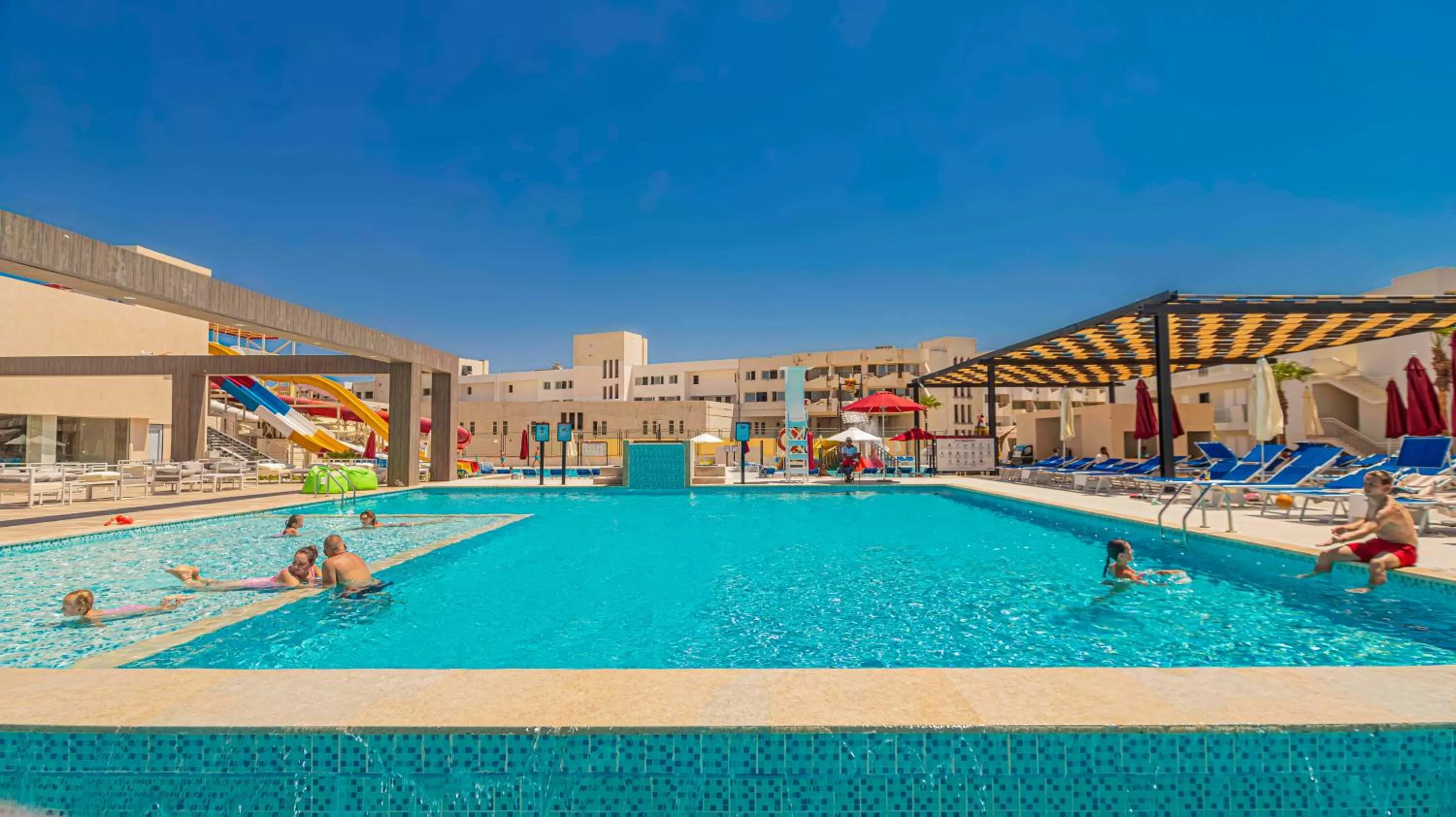 Swimming pool in Amarina Abu Soma Resort & Aquapark