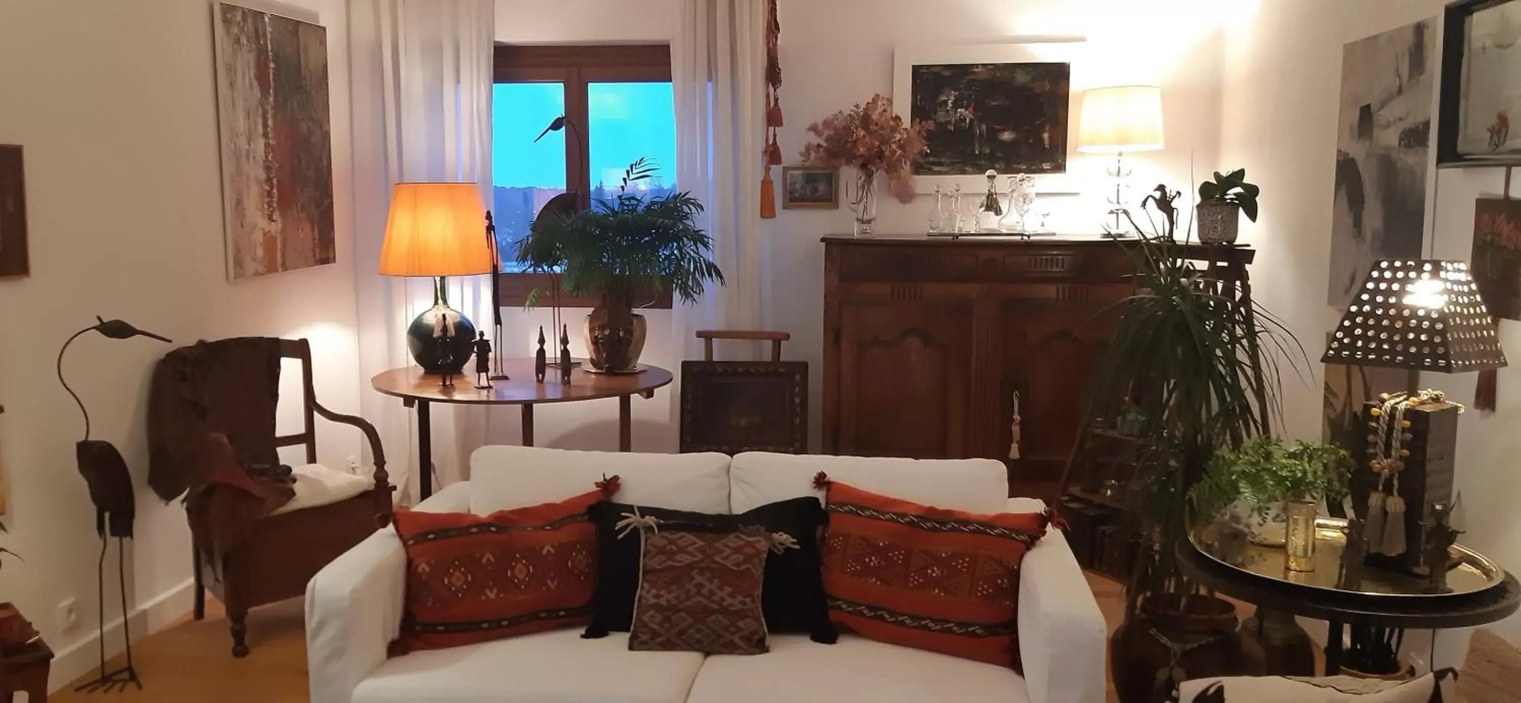 Seating Area in Suite Bohème Chic Seating Area in Suite Bohème Chic