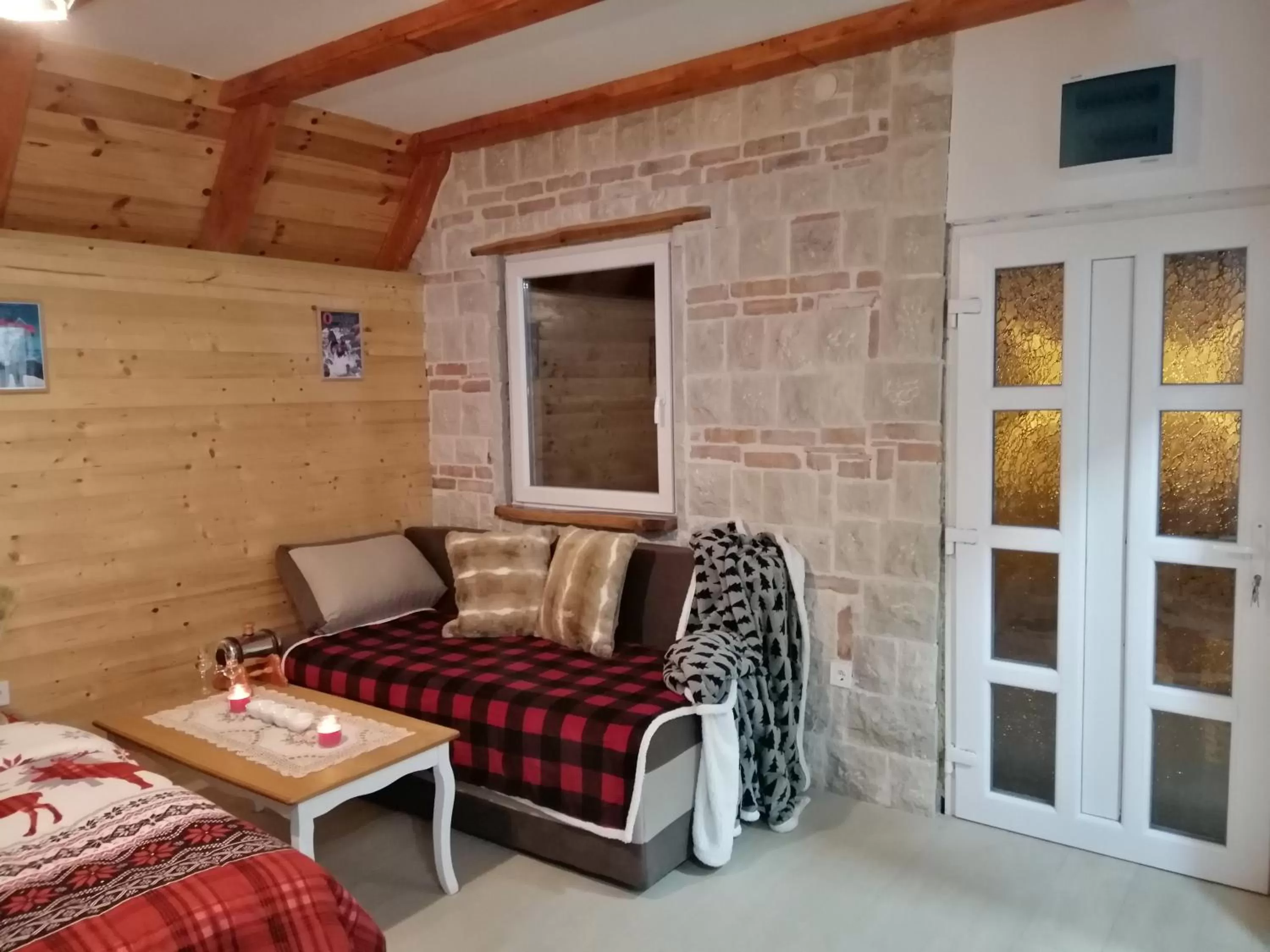 Living room, Bed in Apartmani RUNOLIST