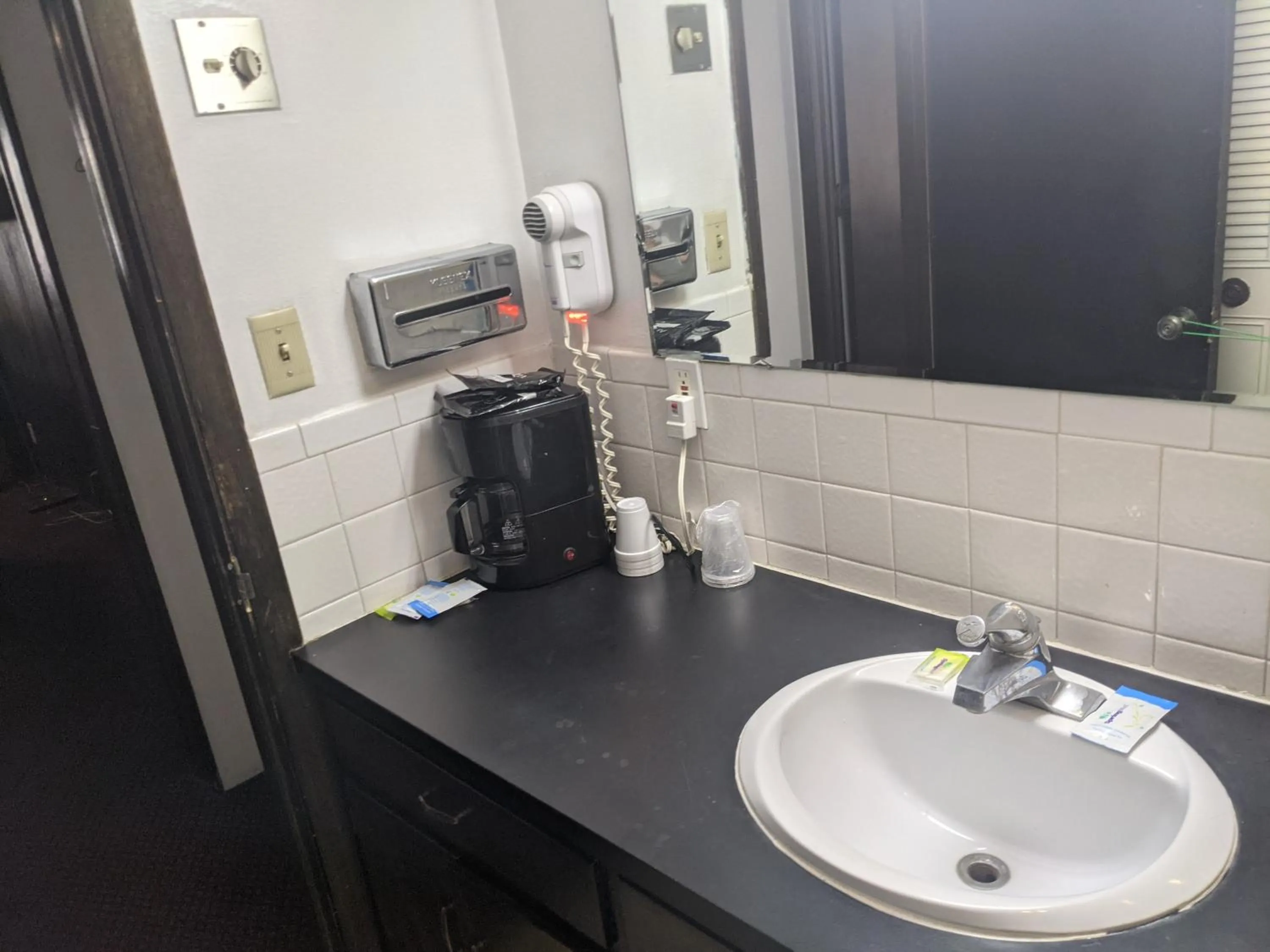 Bathroom in Cabana Inn - Boise