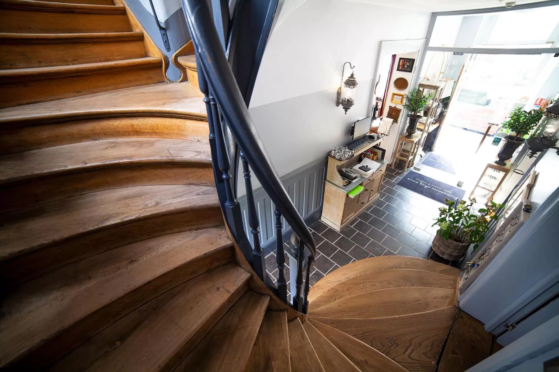 Property building in Bienvenue Chez Nous