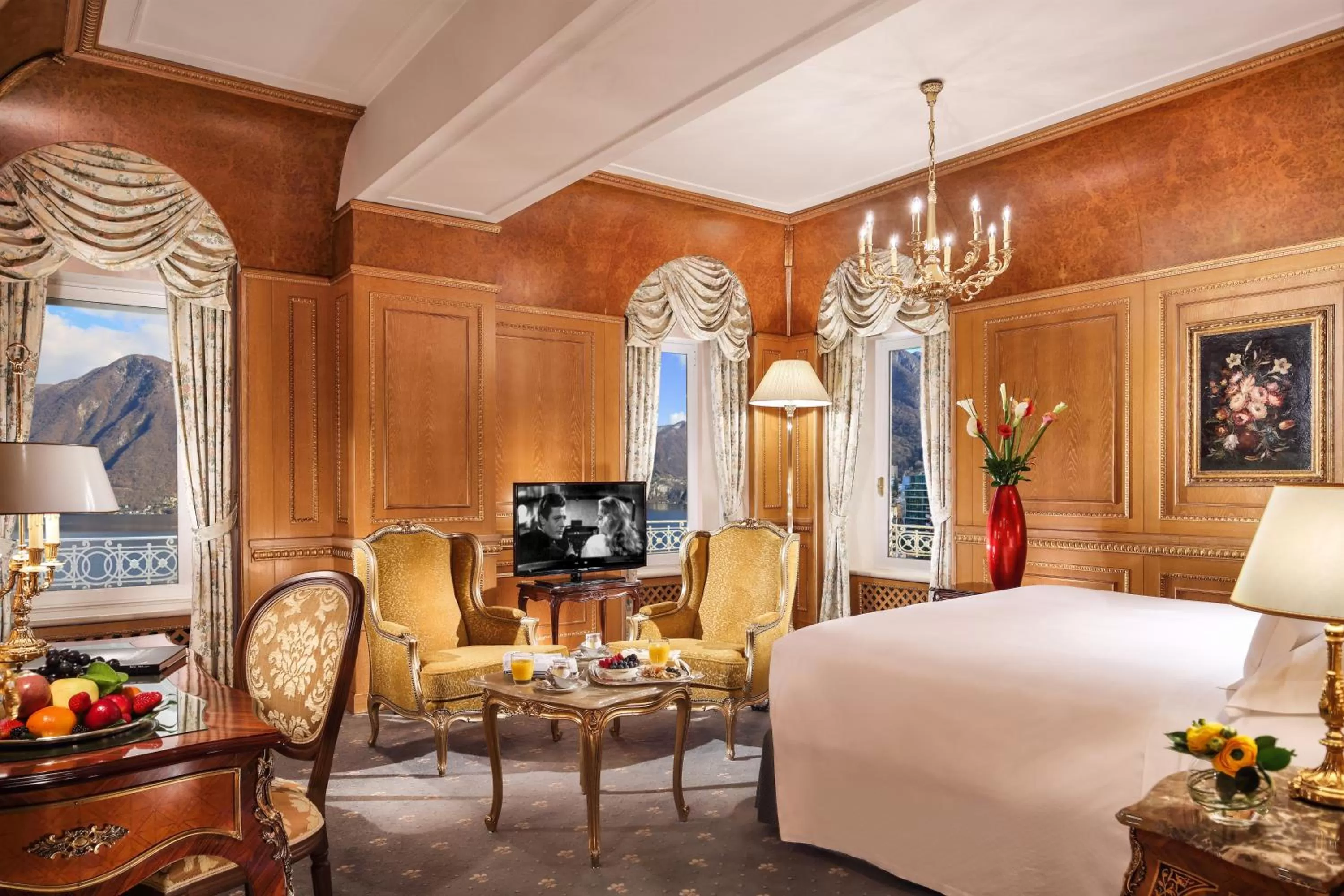 Photo of the whole room, Bed in Hotel Splendide Royal