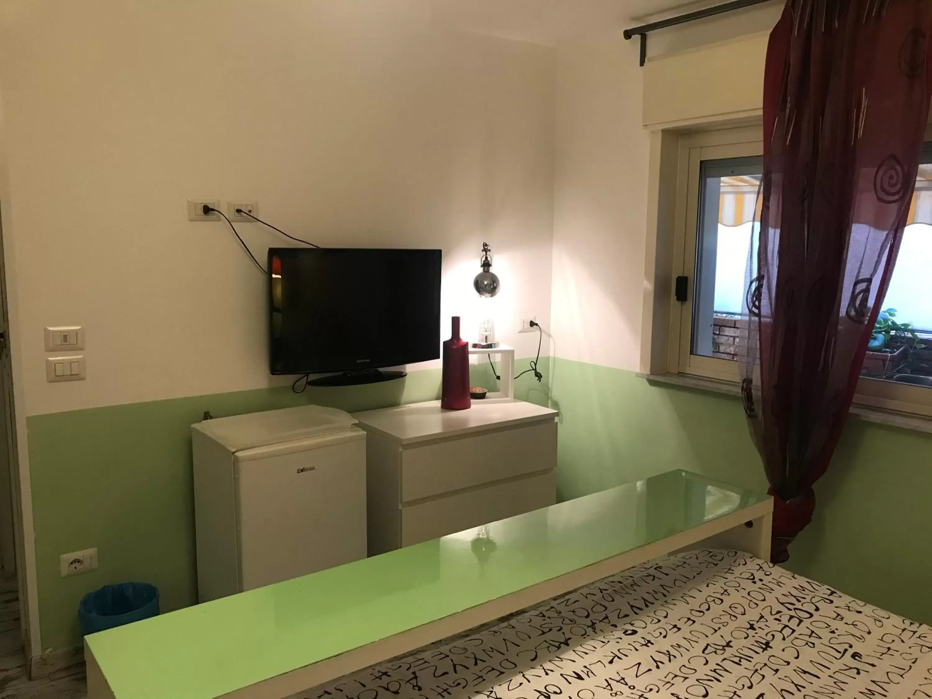 Classic Triple Room in B&B La Terrazza Sul Mare Taormina Classic Triple Room in B&B La Terrazza Sul Mare Taormina