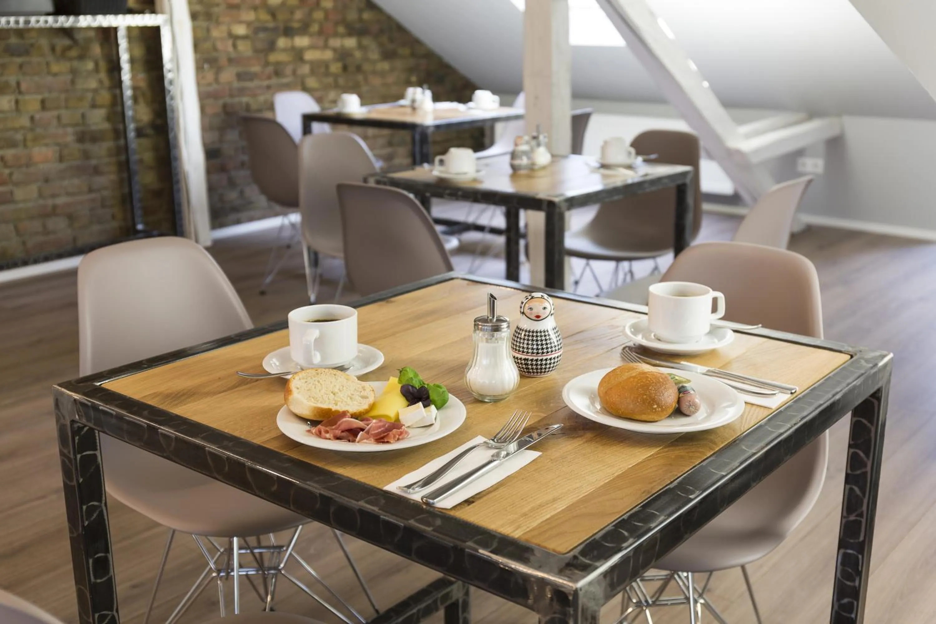 Breakfast in Hotel Forty Four