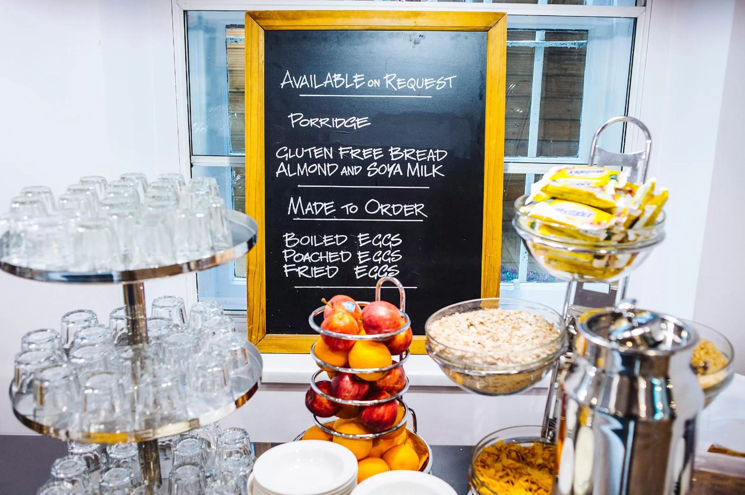 Continental breakfast in Argyll Hotel
