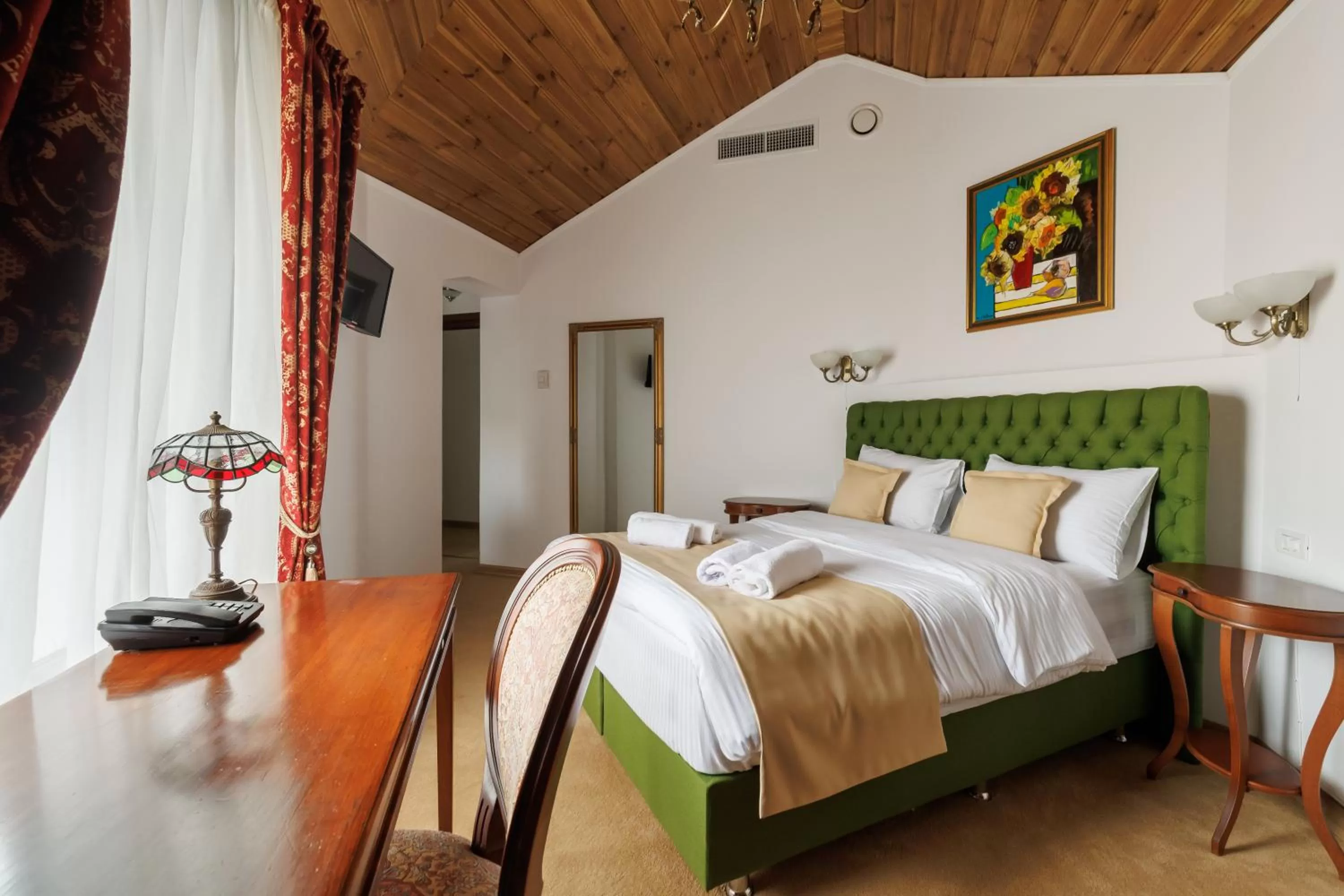 Bed in Carolina Heritage