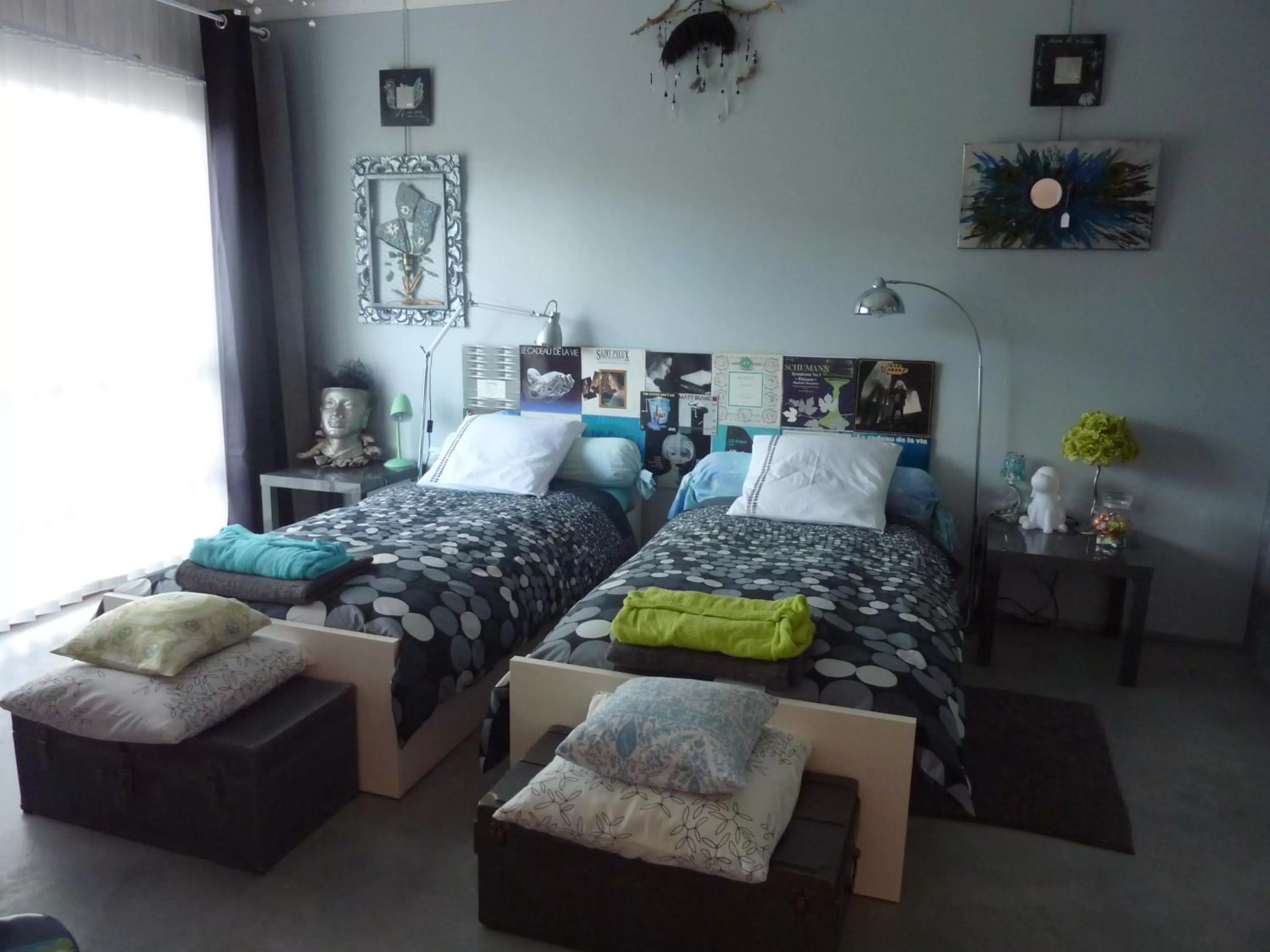 Bed in Loft Atypique