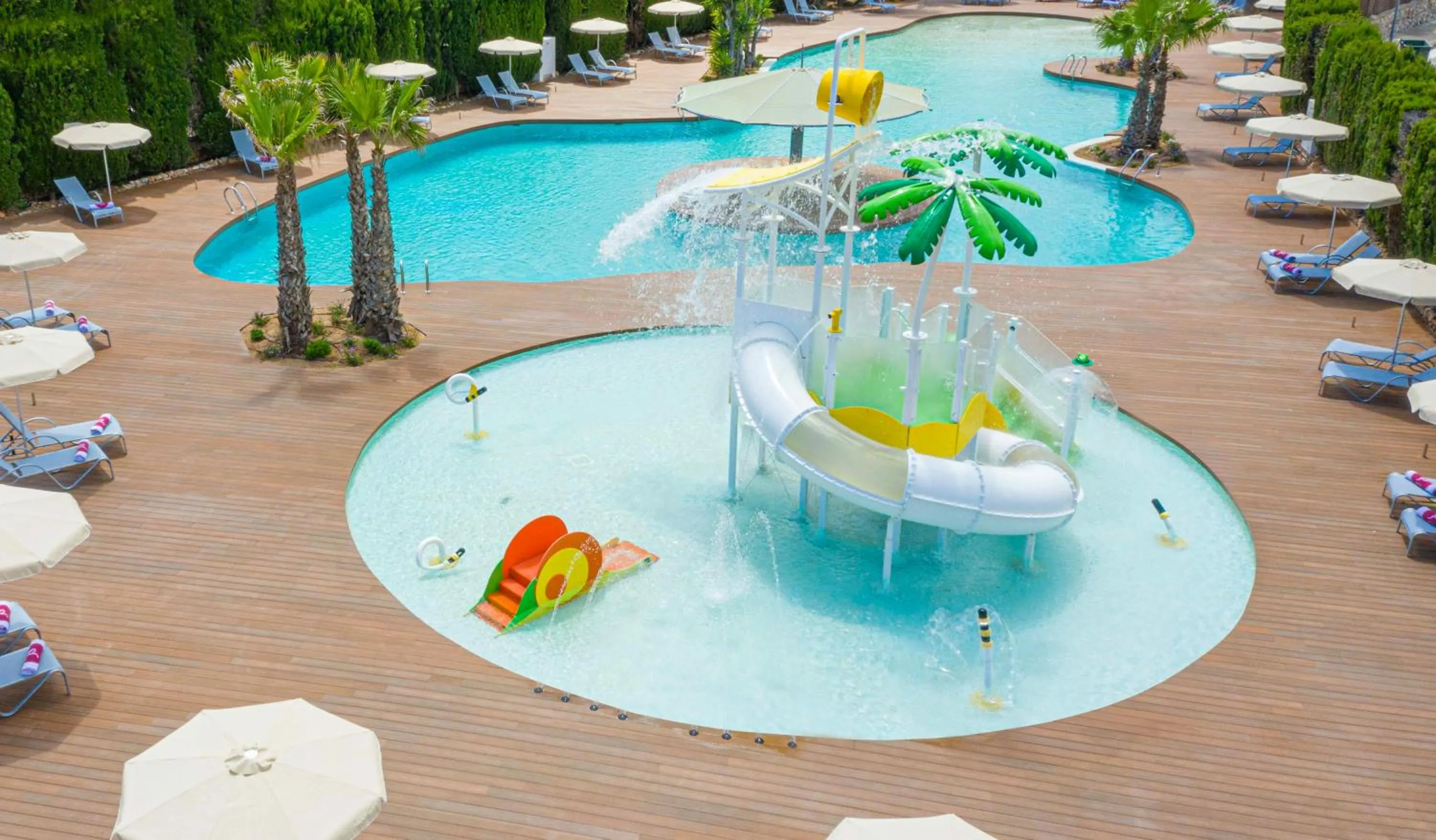 Swimming pool in JS Portocolom Suites