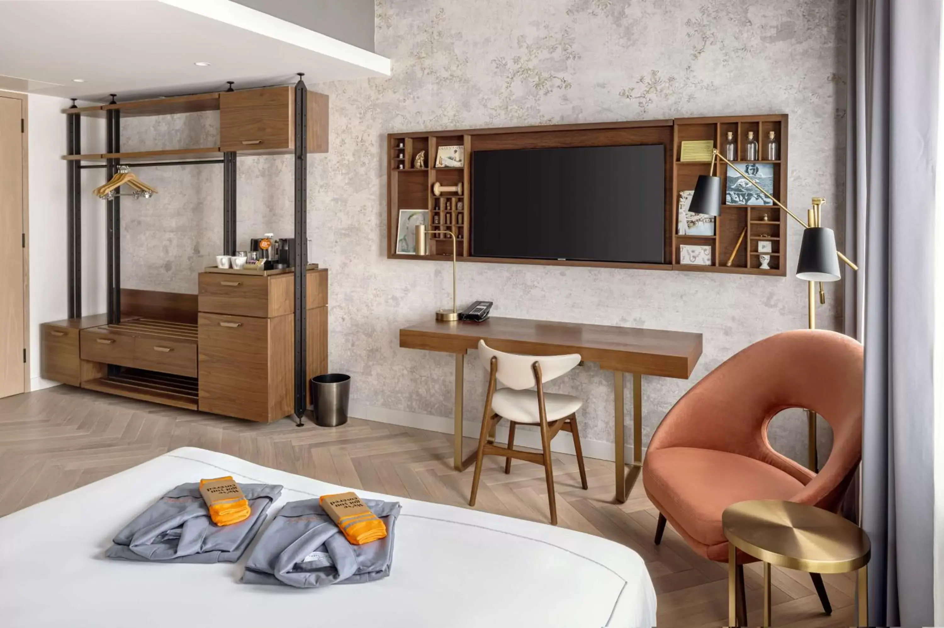 Queen Room in Canopy by Hilton London City Queen Room in Canopy by Hilton London City