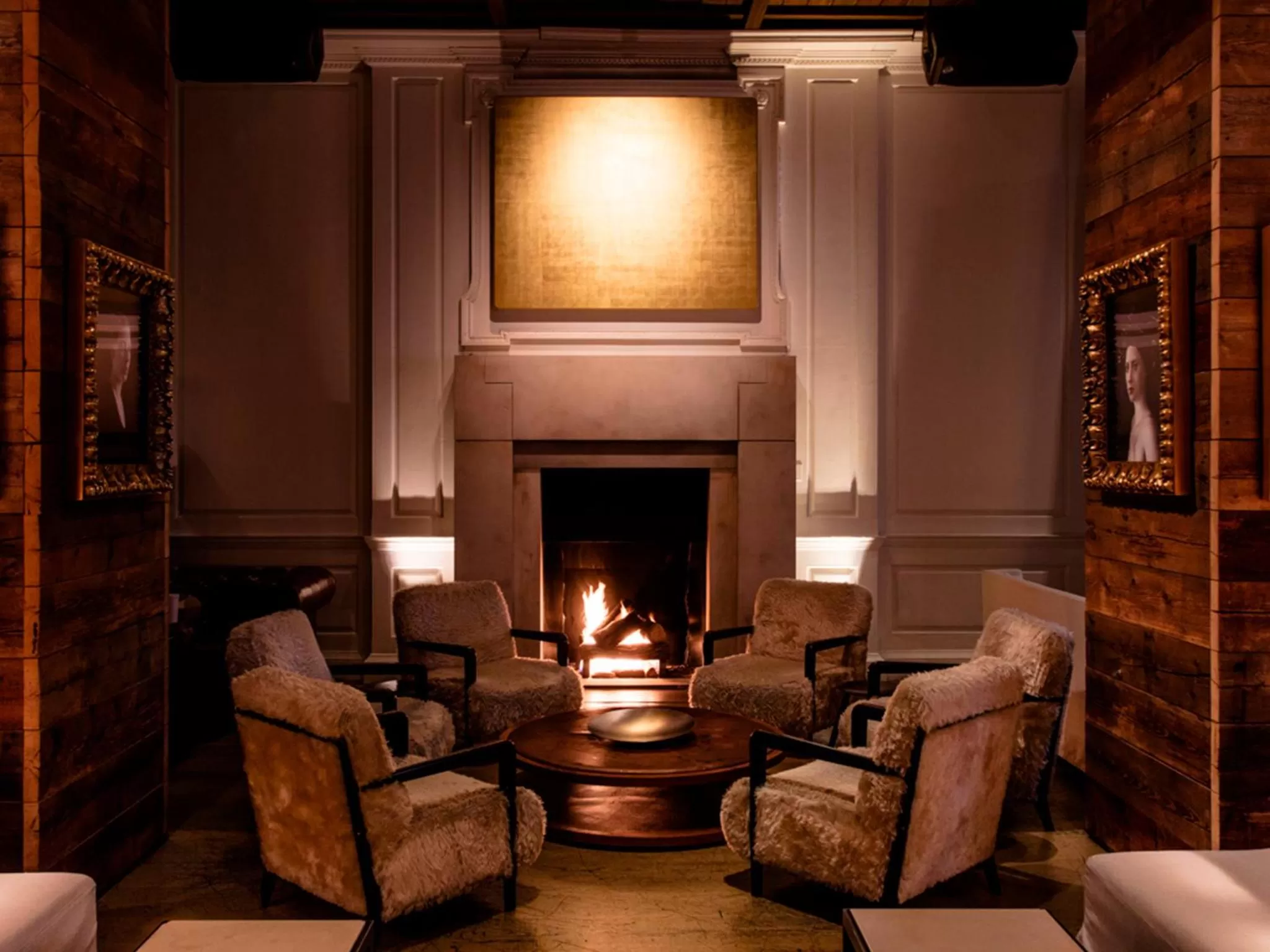 Restaurant/places to eat in Ambassador Chicago, part of JdV by Hyatt