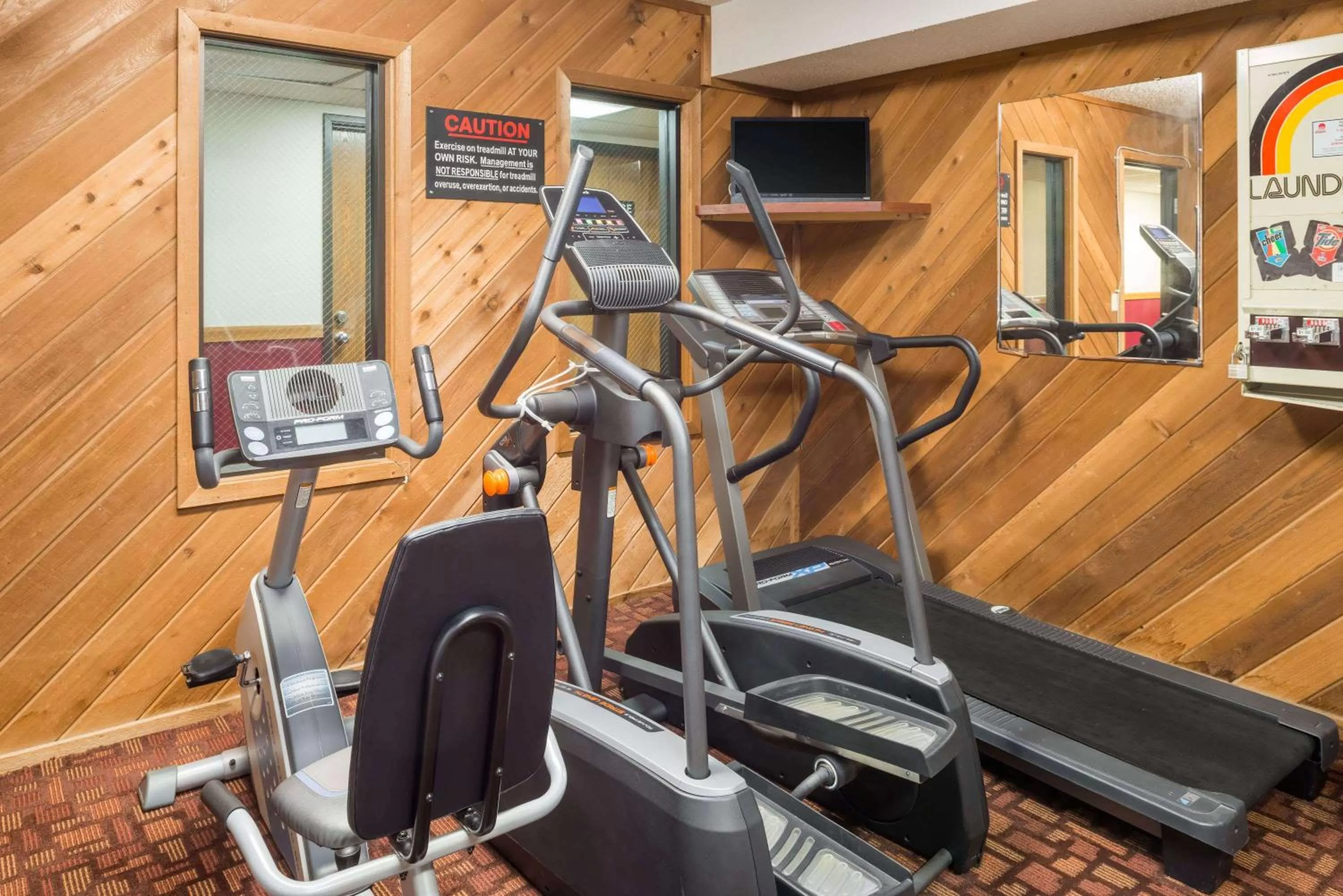 Fitness centre/facilities in Days Inn by Wyndham Mexico