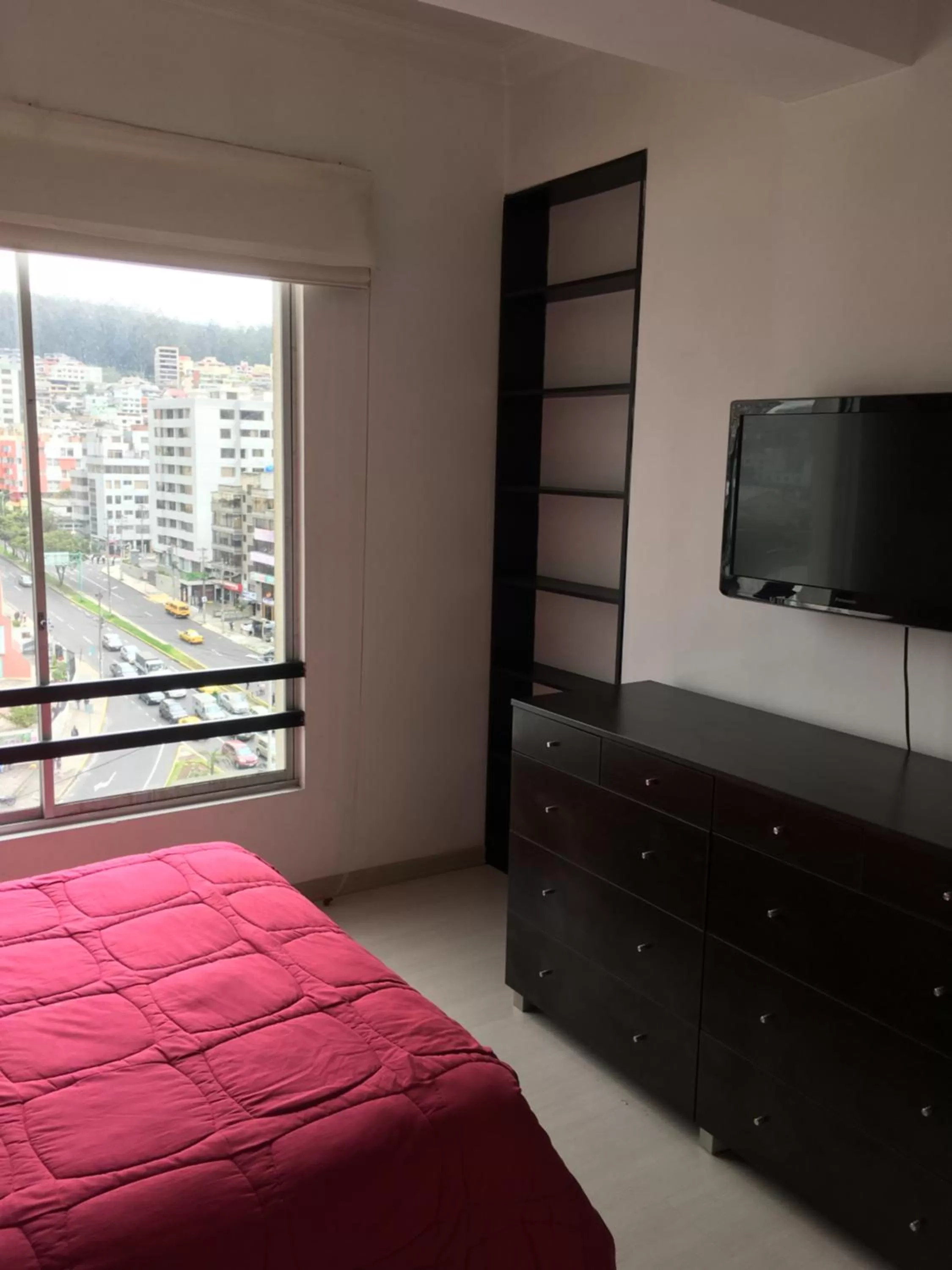 TV and multimedia, Bed in Suites Parque Real