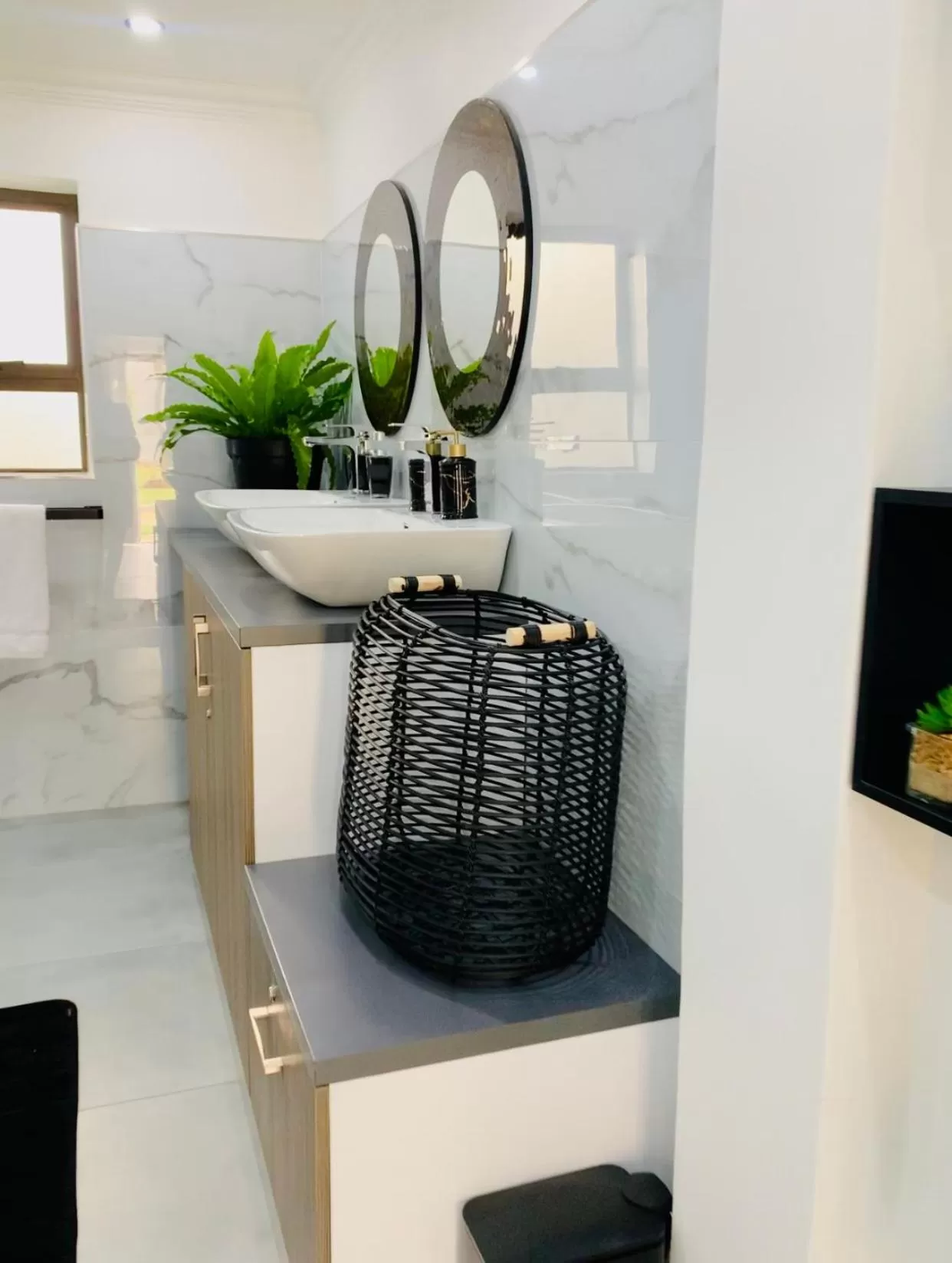 24 On Basil Inventive suites