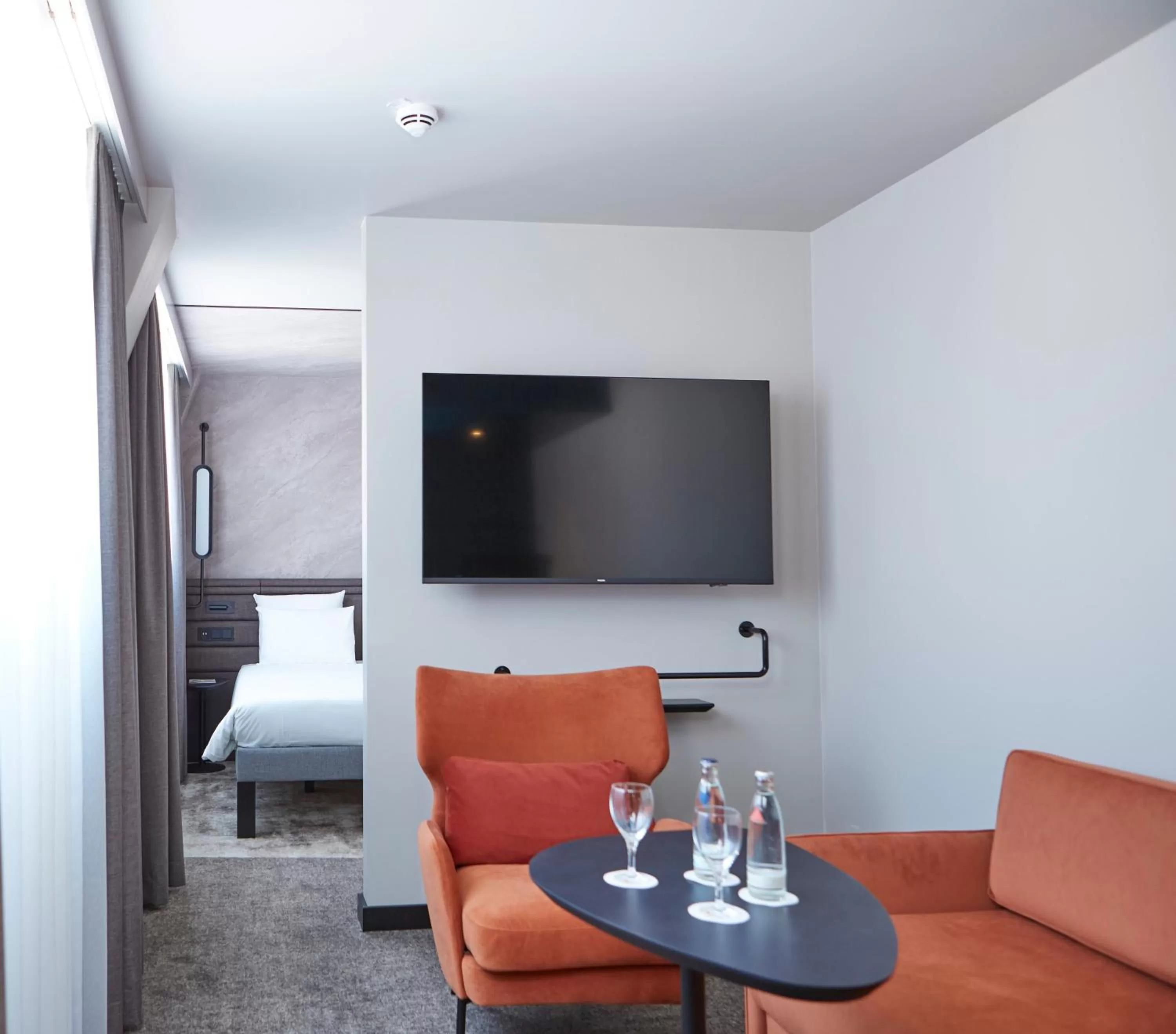 Photo of the whole room in Novotel München City