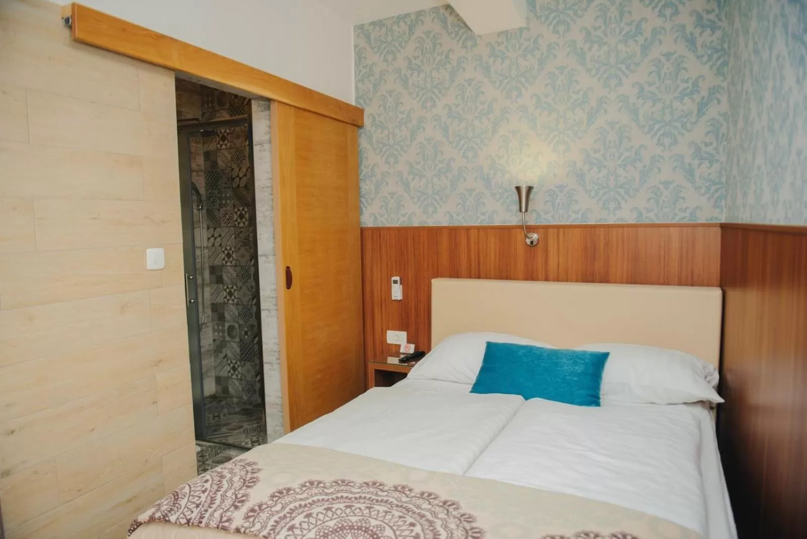 Bed in Hotel - Villa Lejla