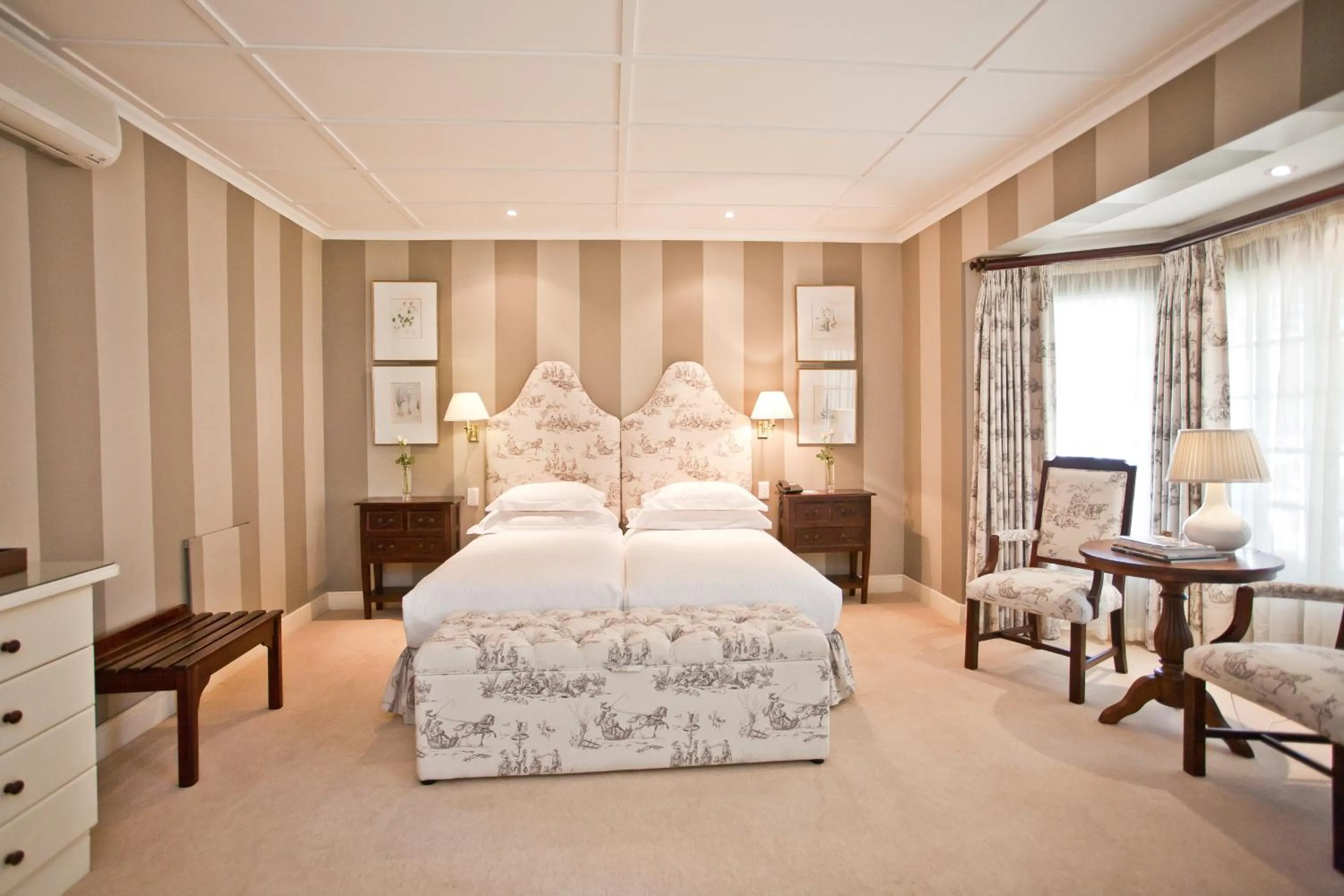 Photo of the whole room, Bed in Rosenhof Boutique Hotel