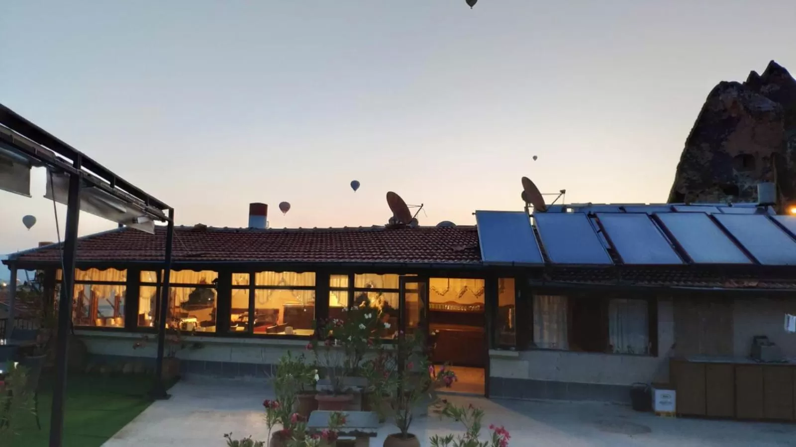 City view in Arch Palace