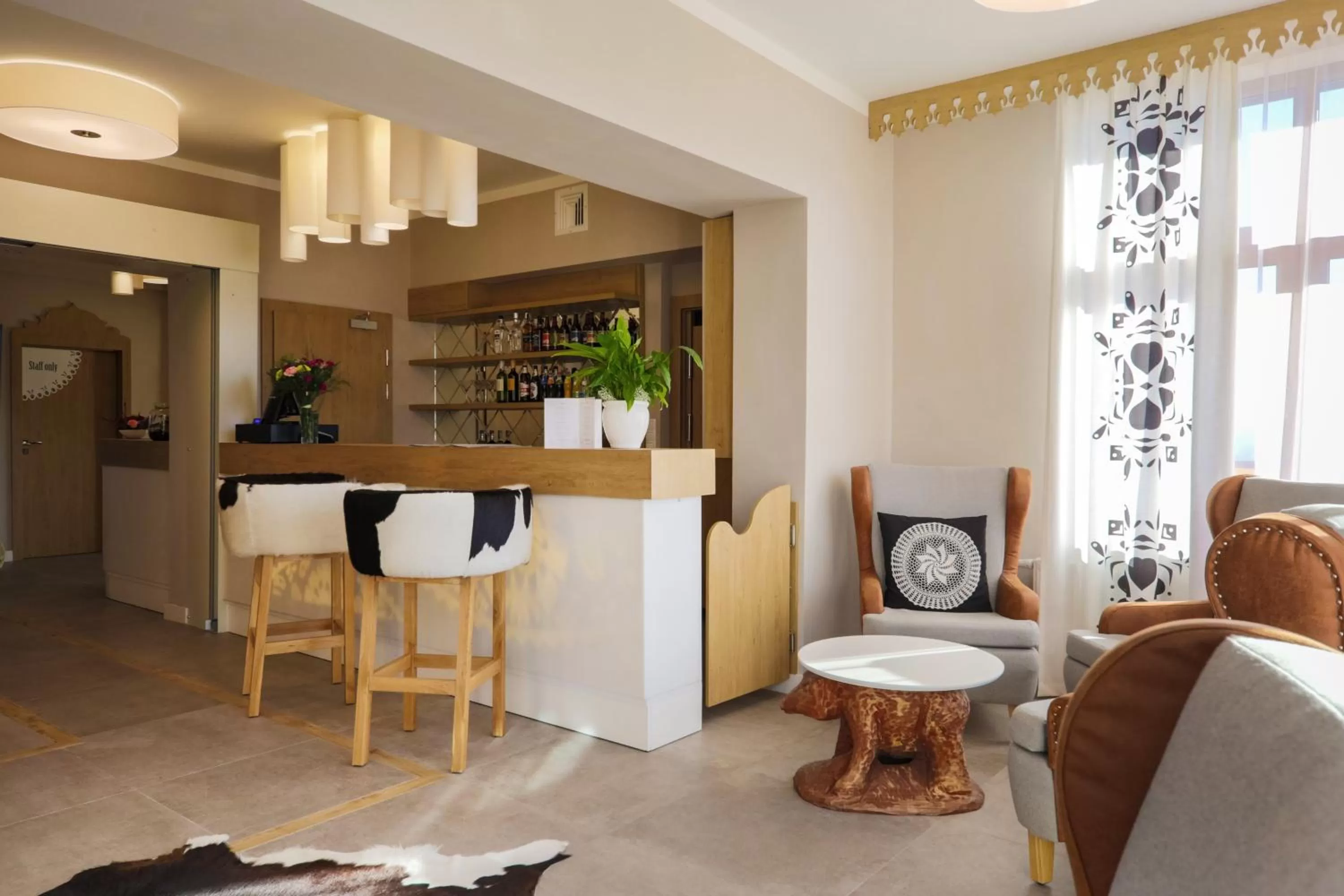 Lounge or bar in HOTEL*** NAT Bukowina Tatrzańska