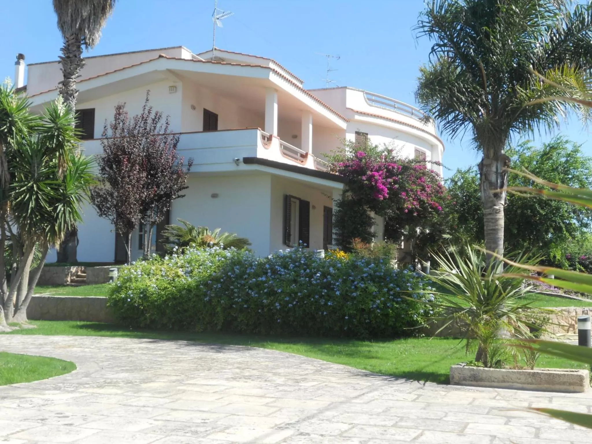 Property Building in Le Schiavelle